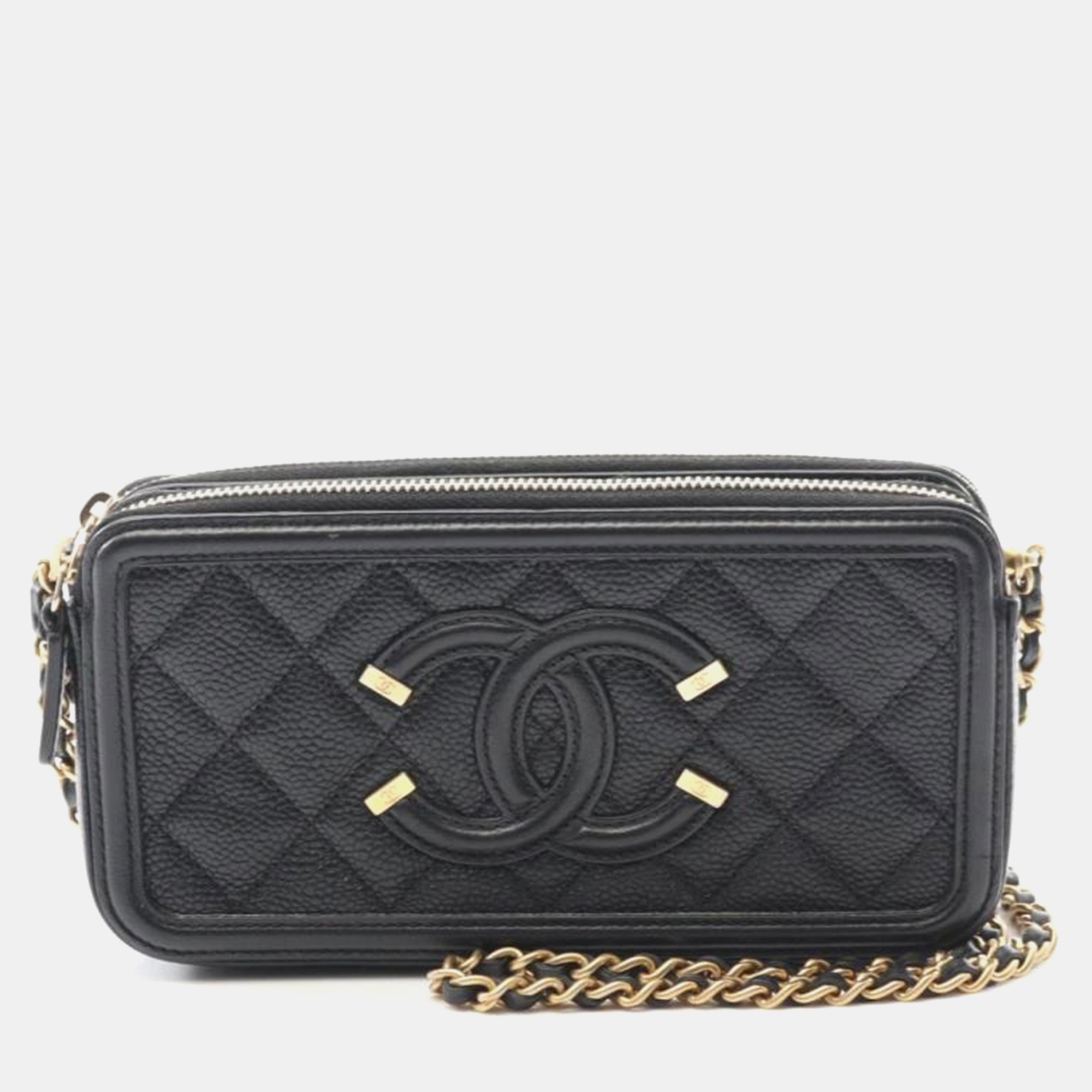 

Chanel CC Filigree Black Leather Shoulder Bag