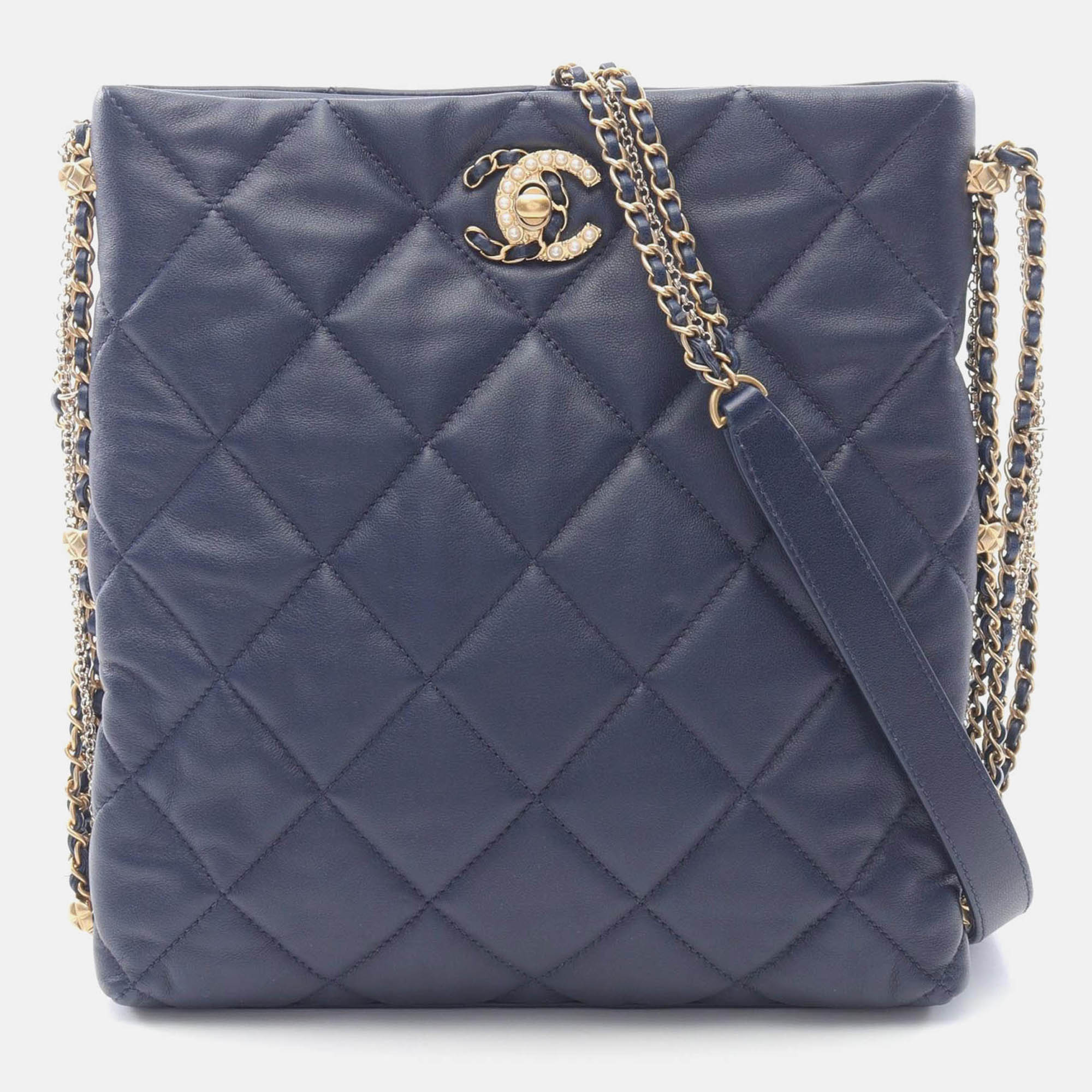 

Chanel CC Pearl Multi Chain Navy Lambskin Leather Shoulder Bag, Navy blue
