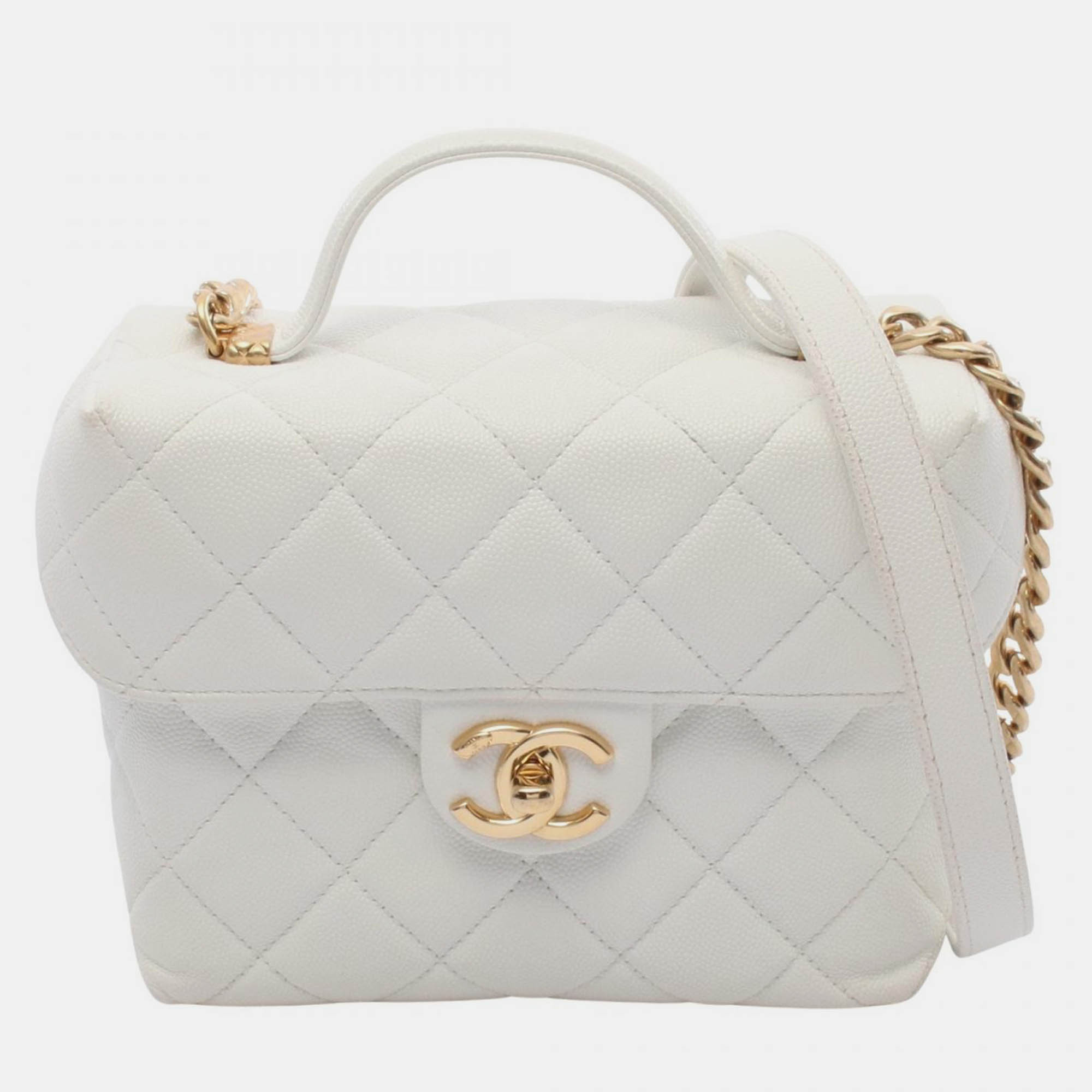 

Chanel Matelasse Hand Chain Shoulder Bag Leather White Ghw Cc