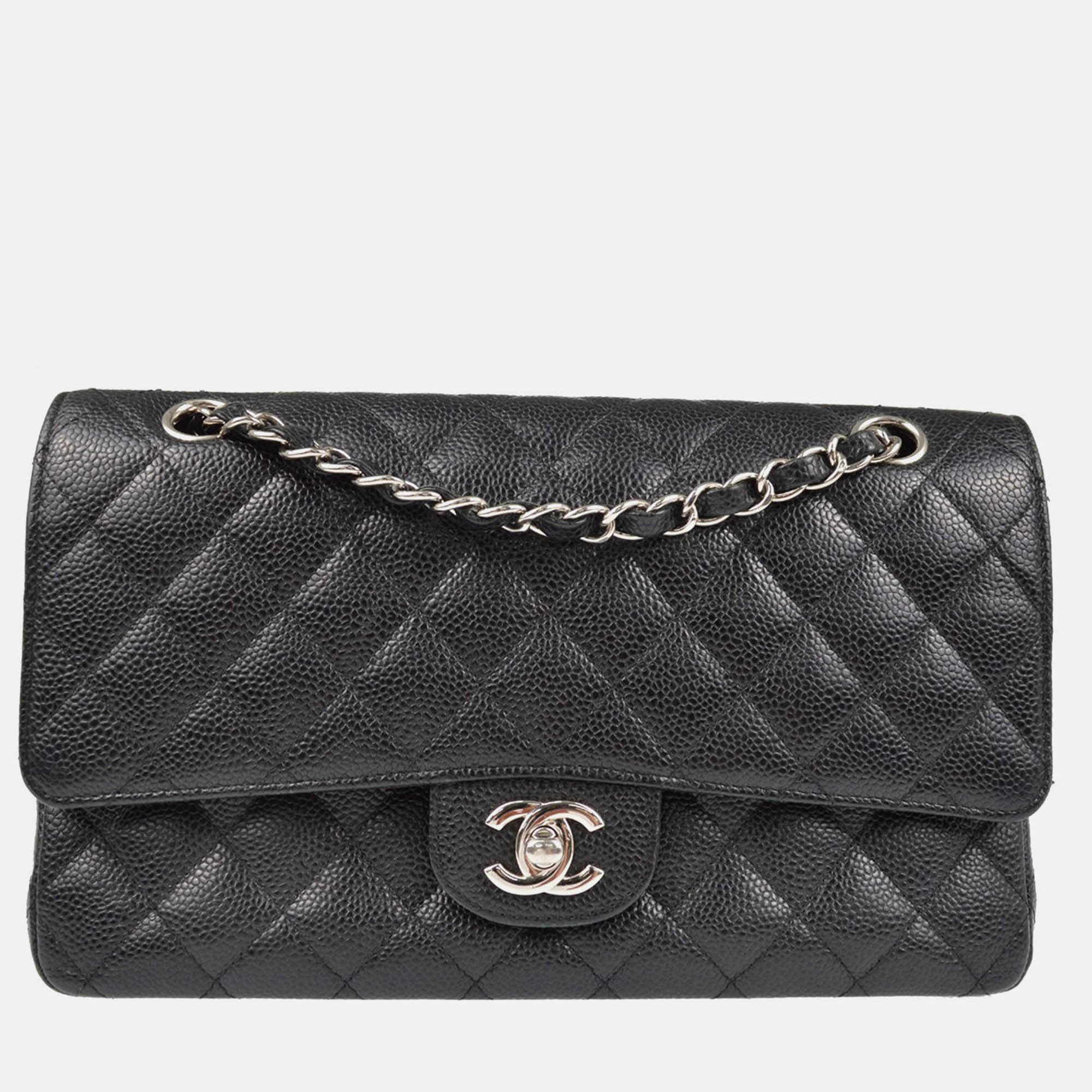 

Chanel Black Calfskin Medium Classic Double Flap Shoulder Bag