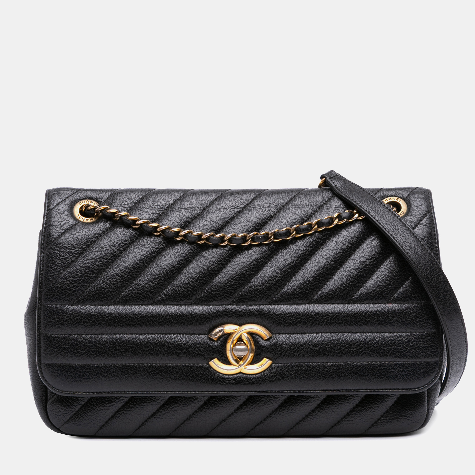

Chanel Black Medium Diagonal Quilted Goatskin Flap