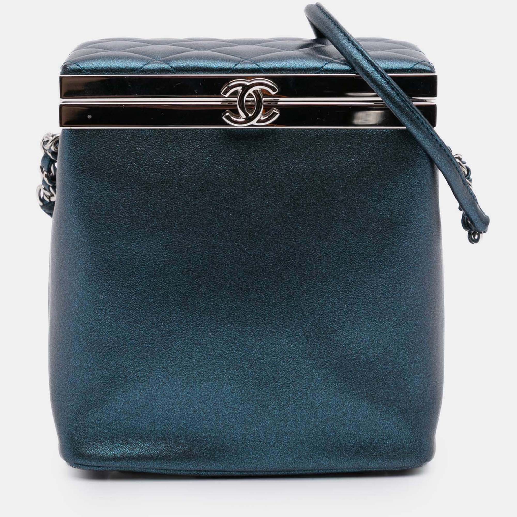 

Chanel Blue CC Metallic Calfskin Vanity Case
