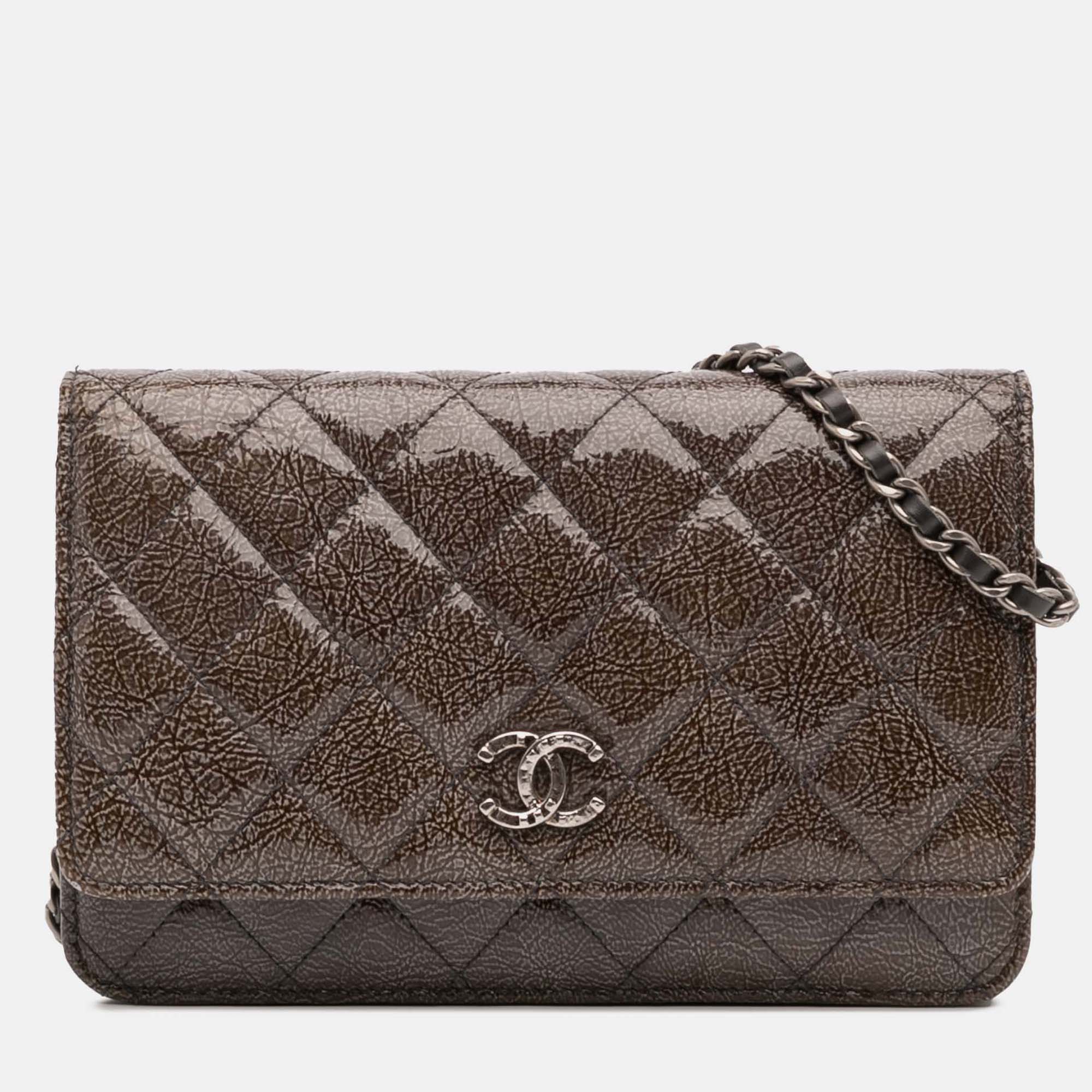 

Chanel Brown CC Quilted Shiny Crumpled Calfskin Wallet on Chain