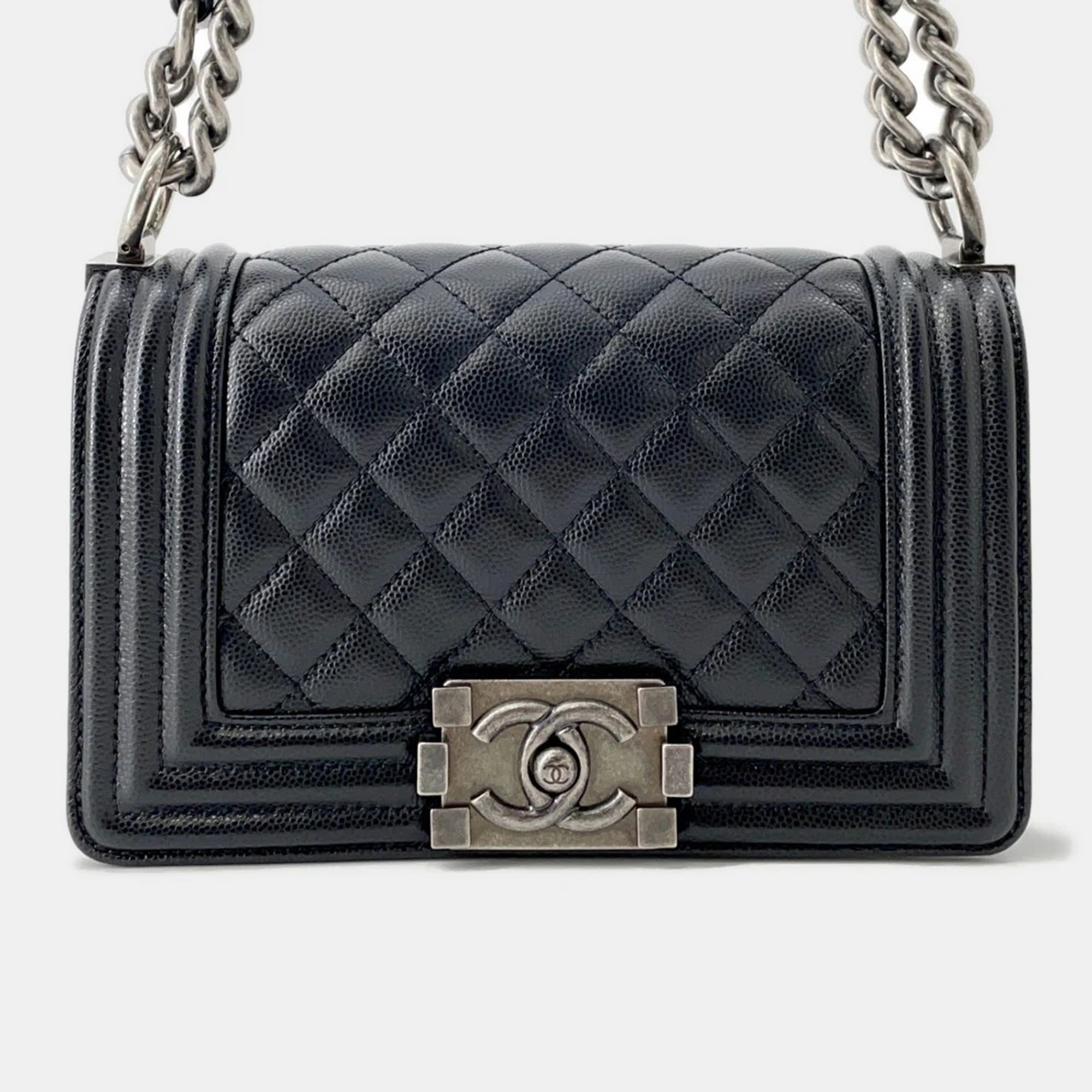 

Chanel Boy Chanel Chain Shoulder Black Caviar Leather Size Small