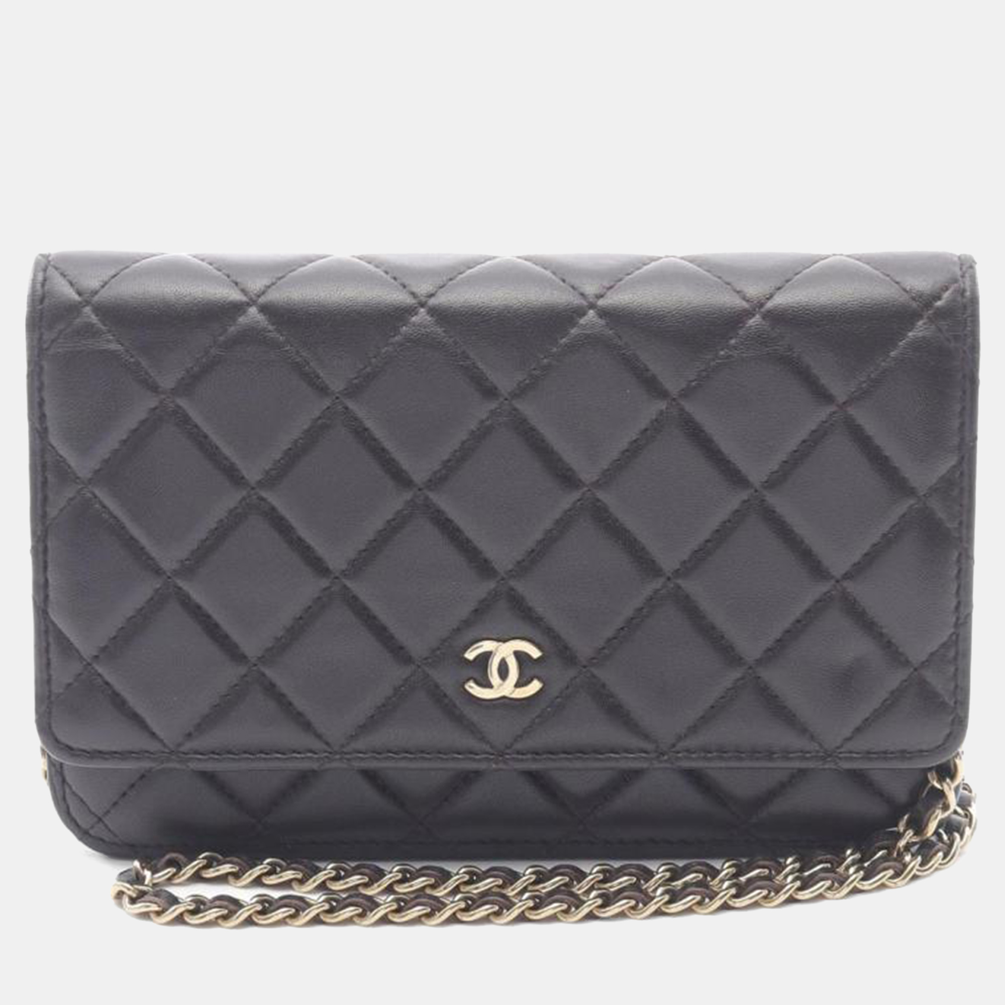 

Chanel Matelasse Black Lambskin Leather Crossbody Bag