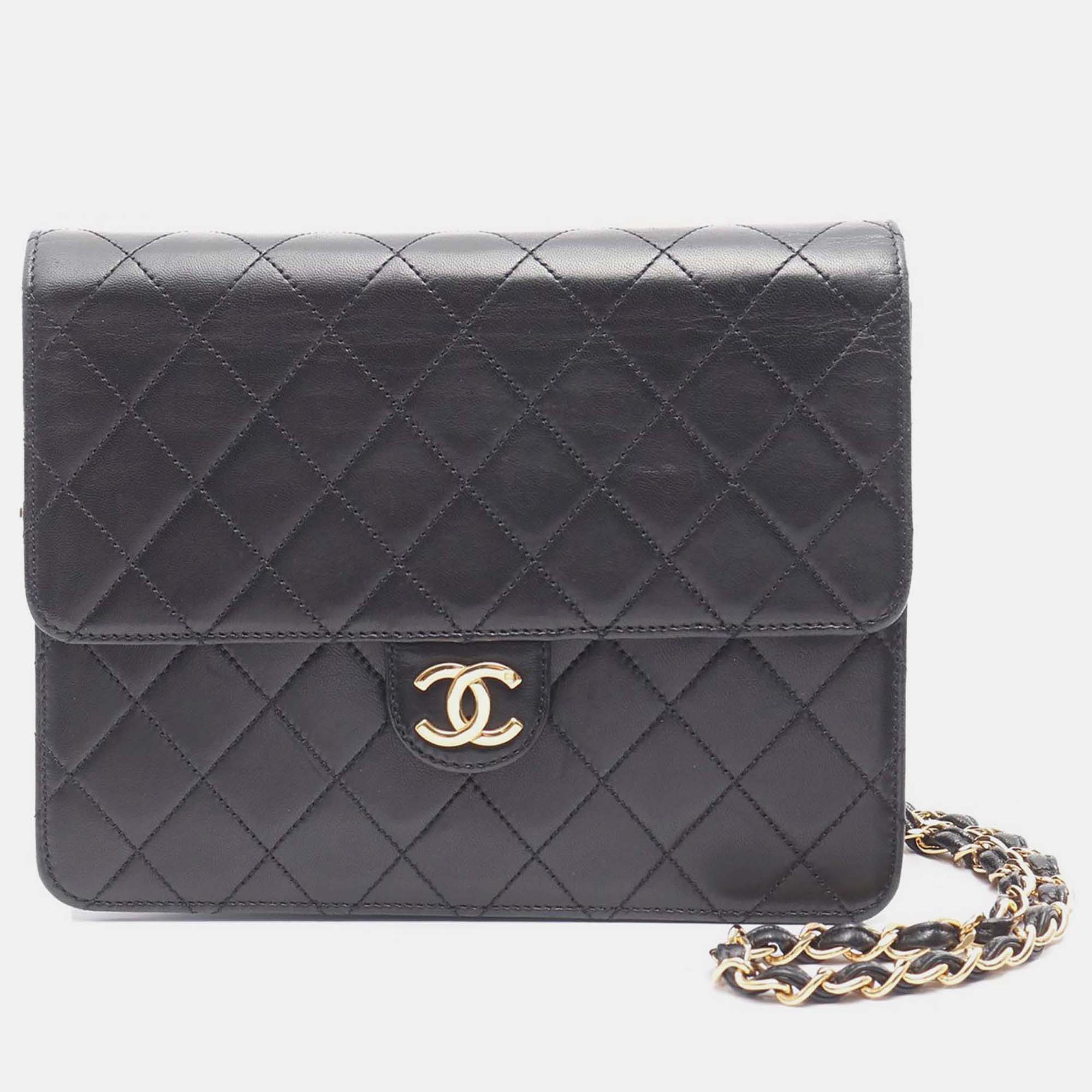 

Chanel Black CC Quilted Lambskin Chain Single Flap