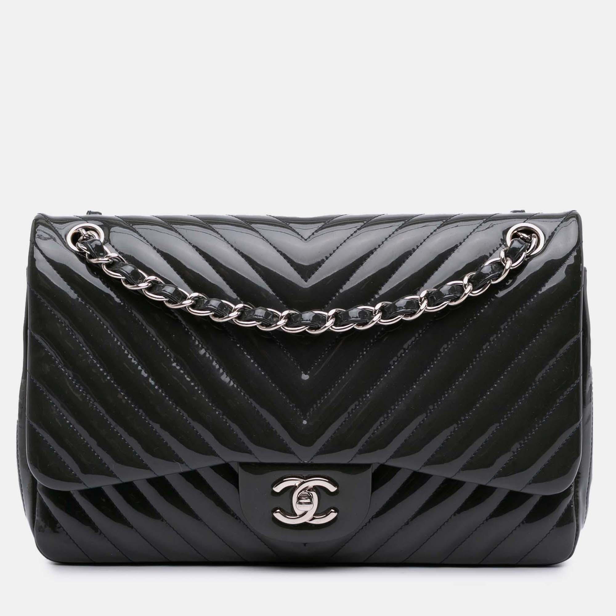 

Chanel Navy Blue Jumbo Classic Chevron Patent Double Flap