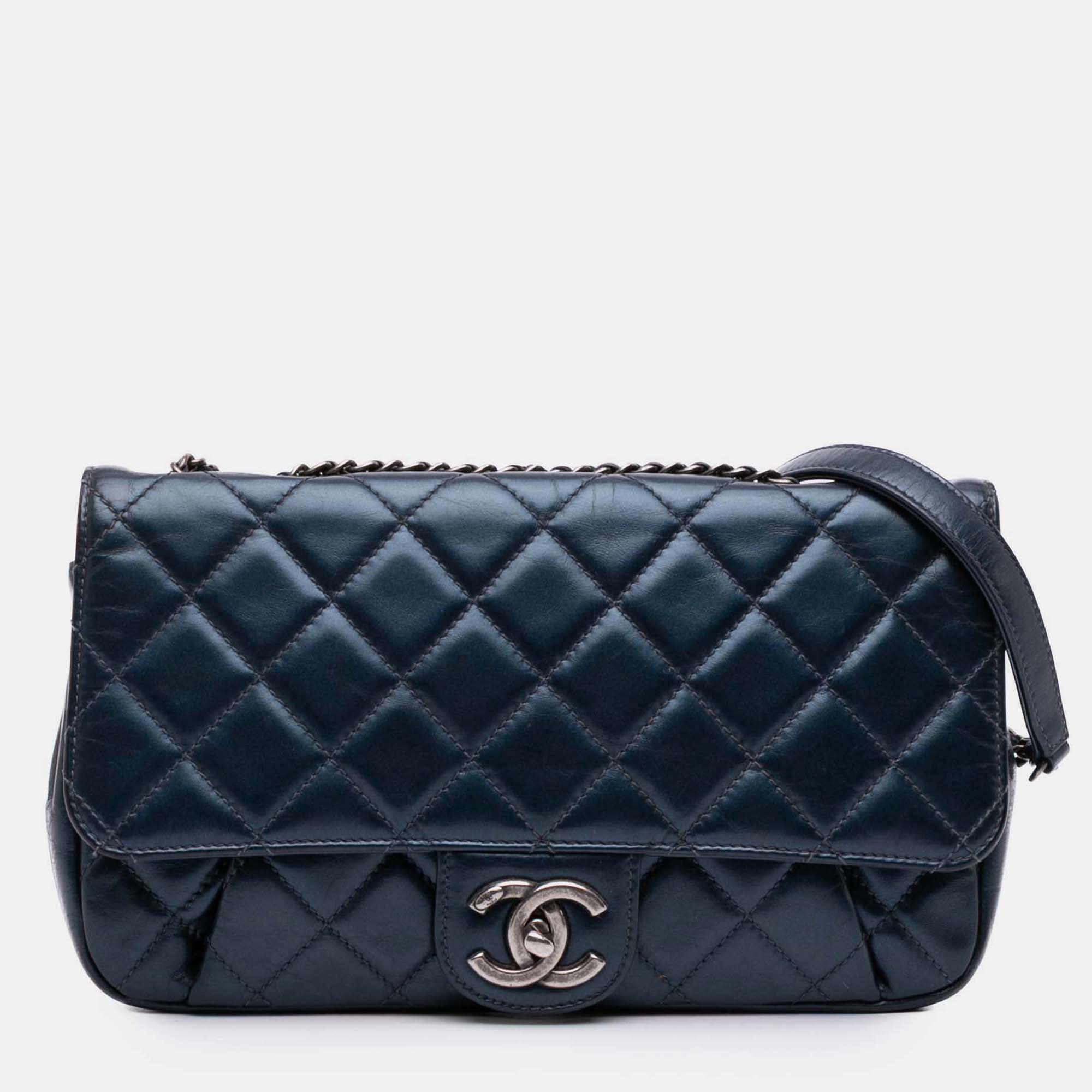 

Chanel Blue Medium Quilted Glazed Calfskin Coco Pleats Flap