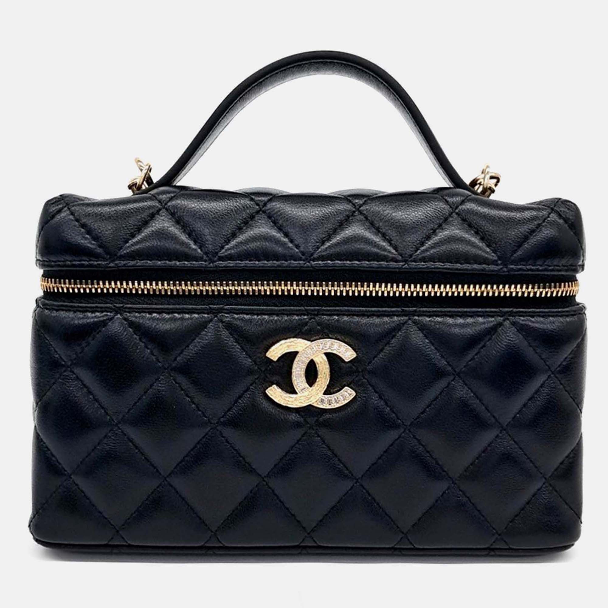 Pre-owned Chanel Black Leather Lambskin Chain Cosmetic Case