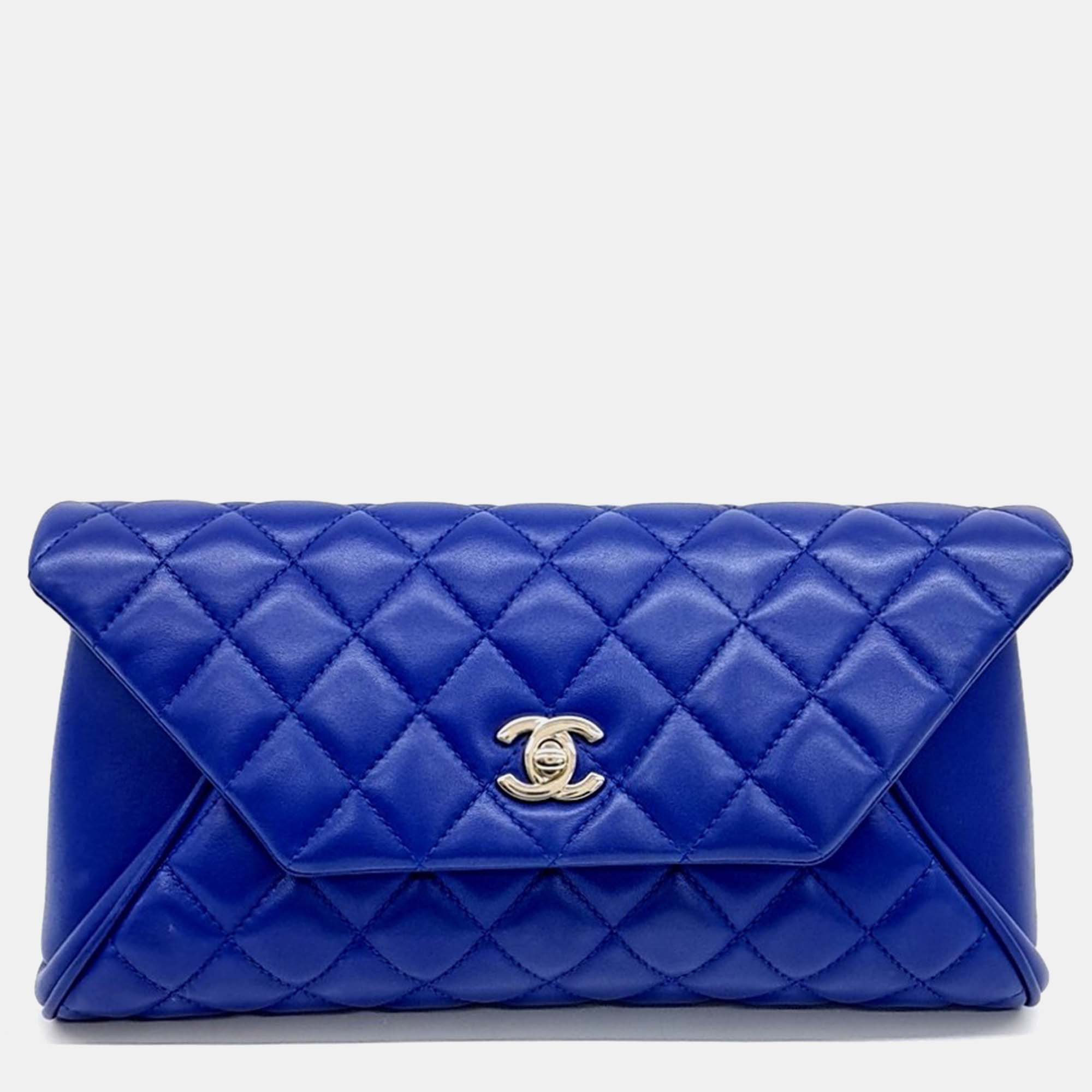 Pre-owned Chanel Blue Leather Flap Clutch