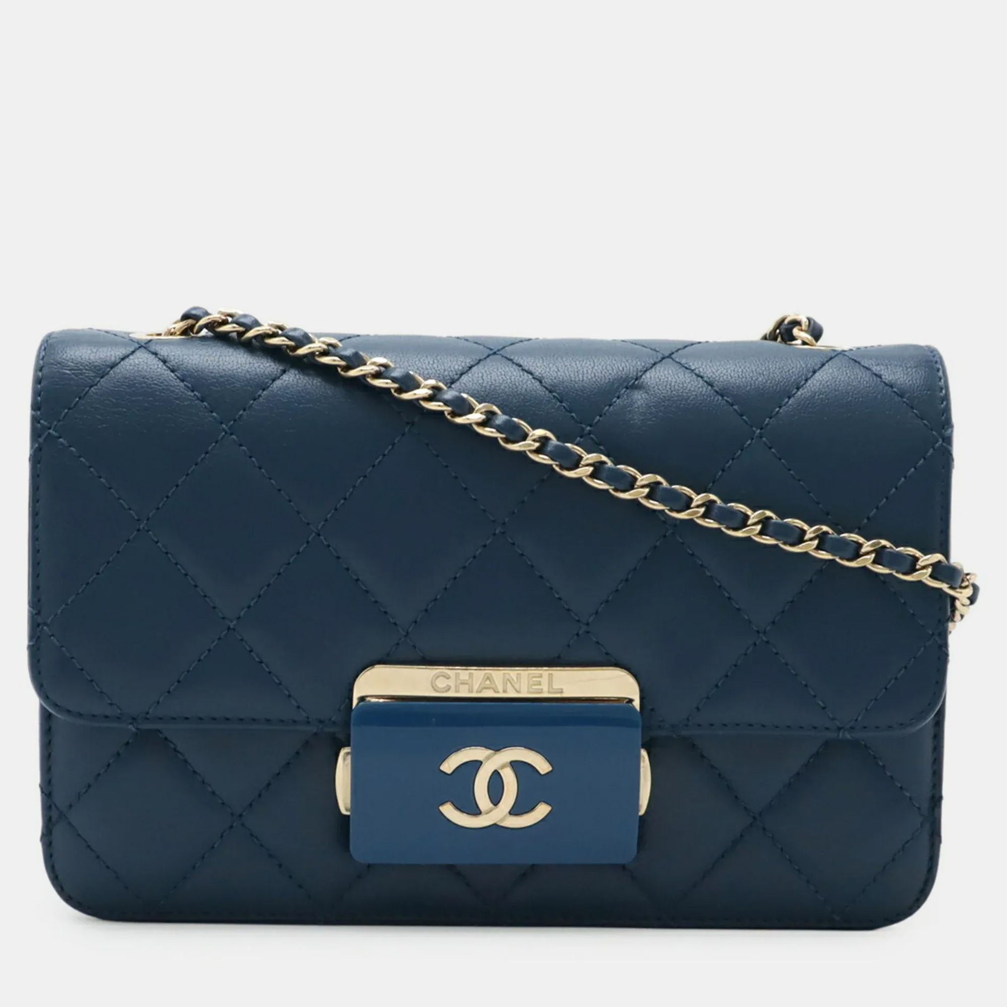

Chanel Beauty Lock Matelasse Blue Leather Flap Chain Shoulder Bag