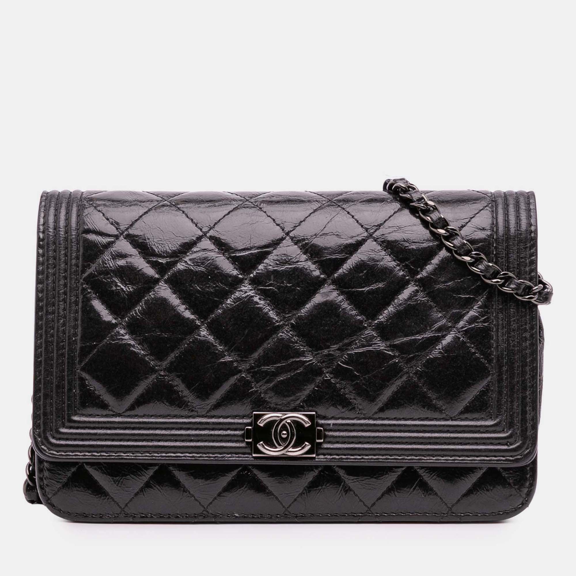 

Chanel Black Quilted Shiny Aged Calfskin Boy Wallet On Chain