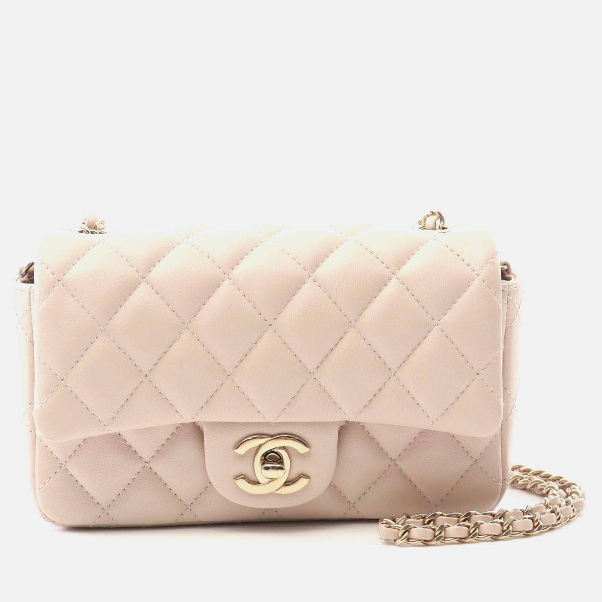 

Chanel Matelasse Mini Crossbody Chain Shoulder Bag Lambskin Pink Ghw