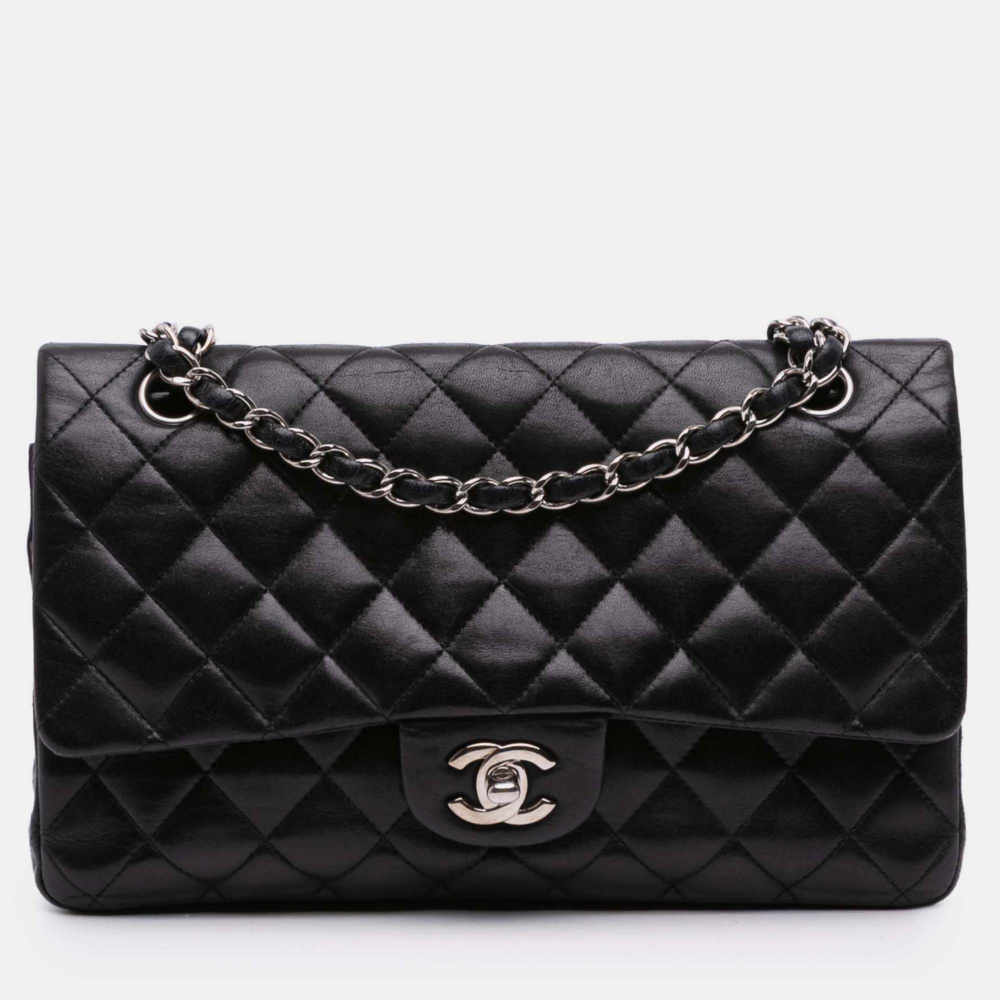 

Chanel Black Medium Classic Lambskin Double Flap