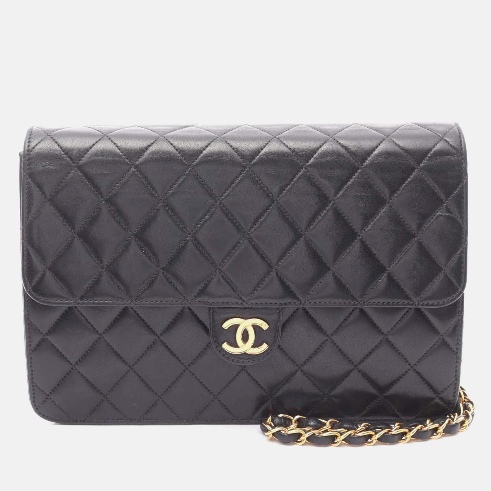 

Chanel Black Lambskin Single Flap Shoulder Bag