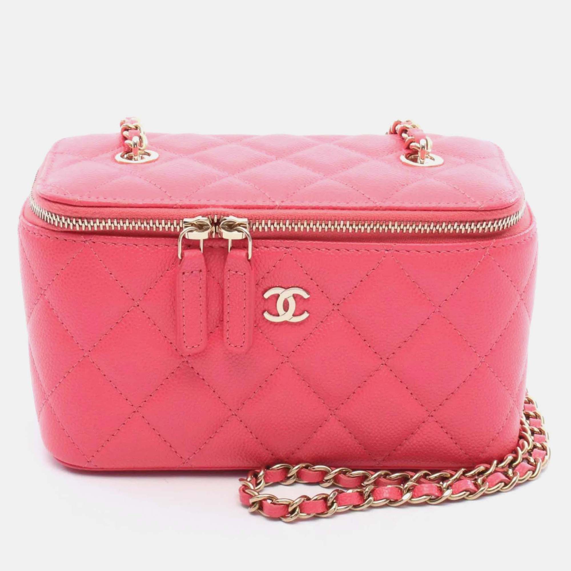 

Chanel Matelasse Vanity Shoulder Bag In Calfskin Leather Pink