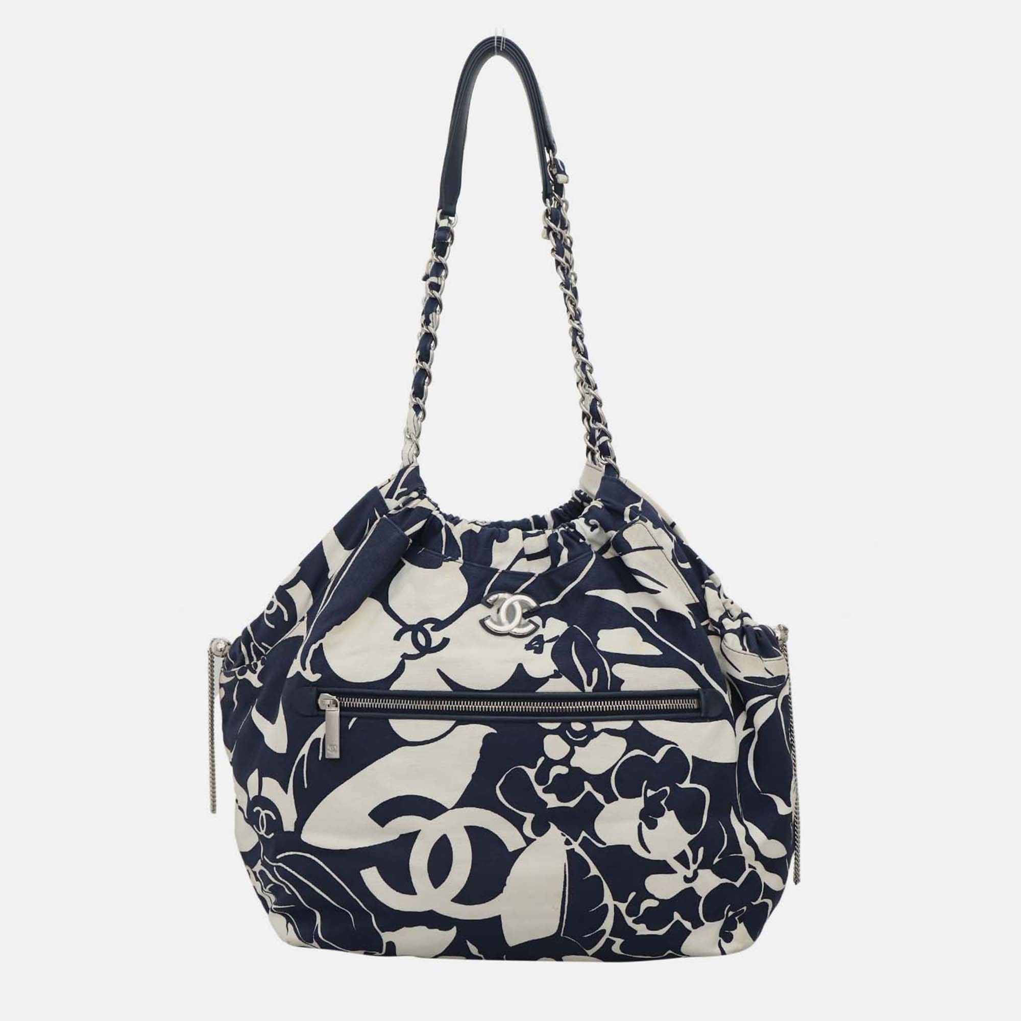 

Chanel 2021 Coco Beach Tote Bag, Blue