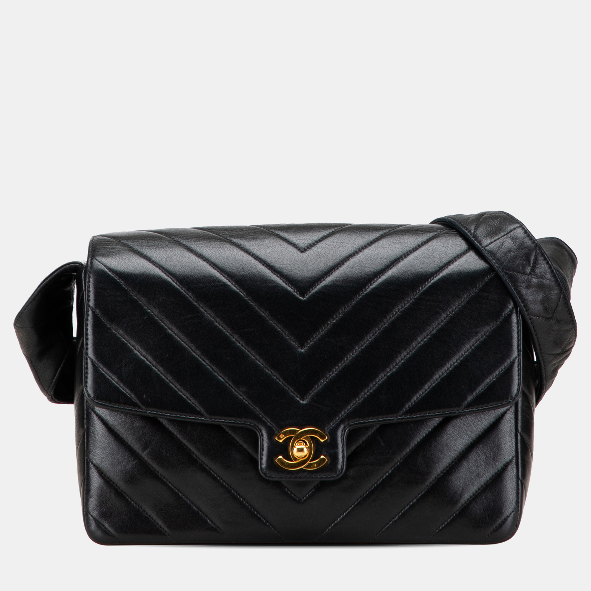 

Chanel Black CC Chevron Lambskin Flap