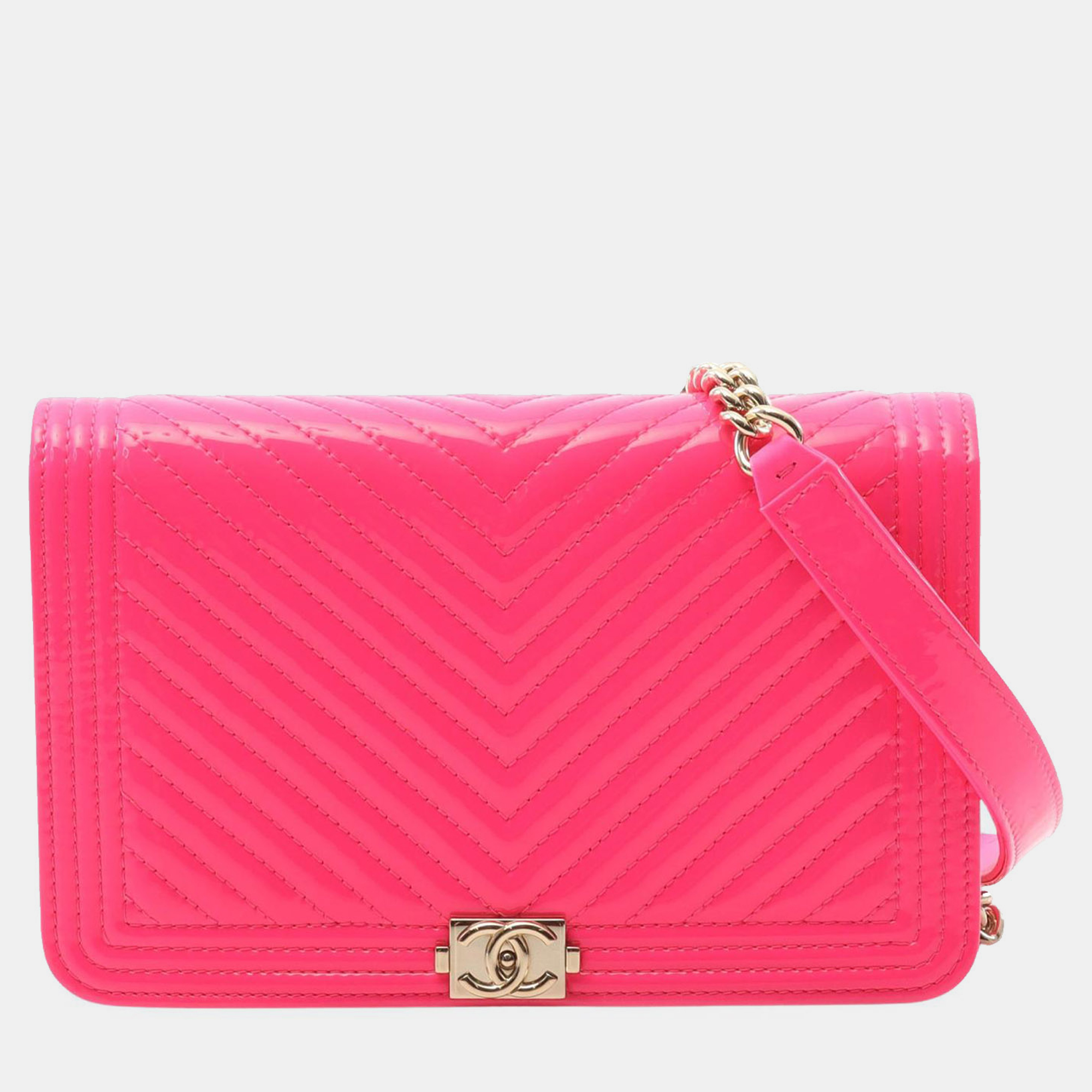 

Chanel Pink Chevron Quilted Patent Boy Wallet On Chain