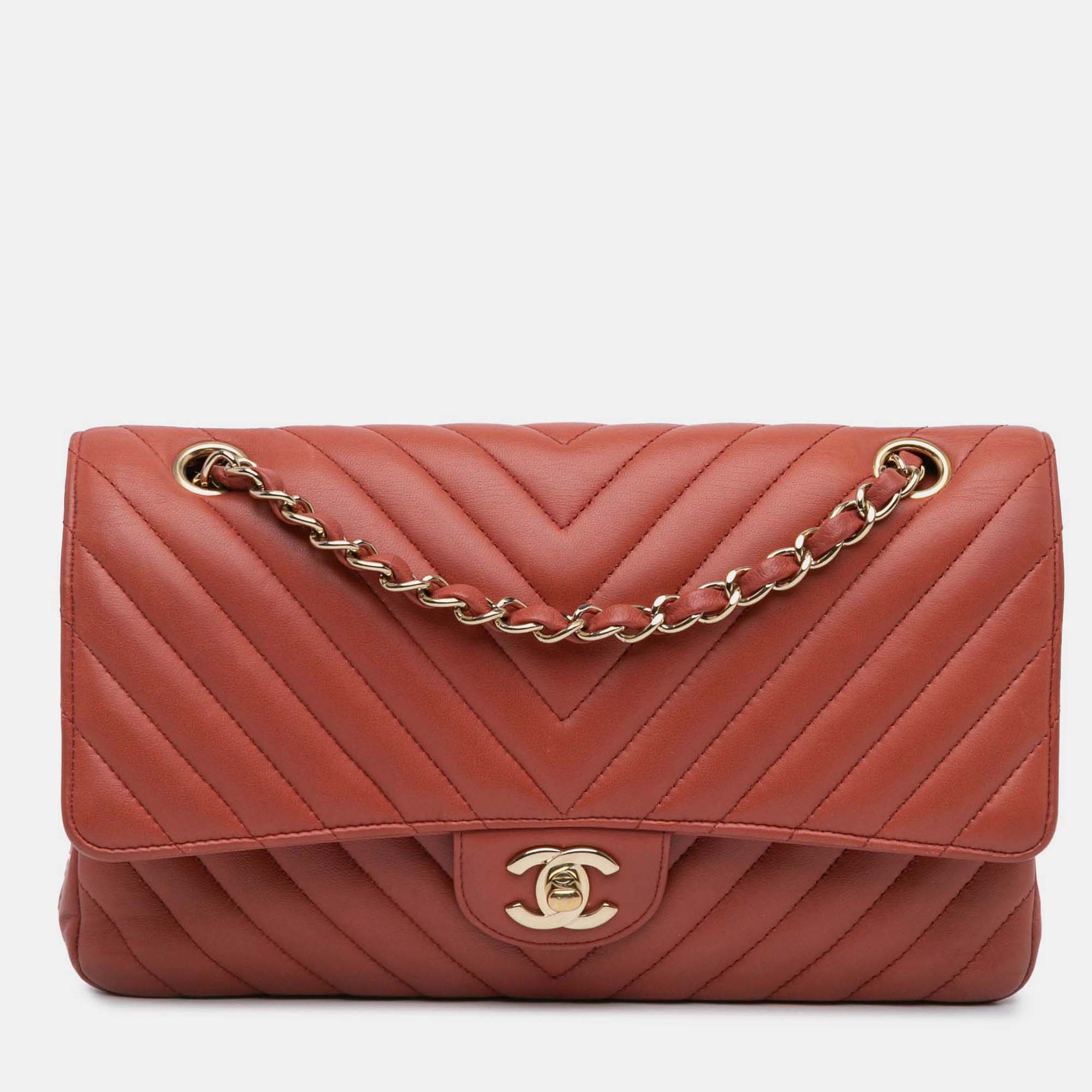 

Chanel Classic Double Flap Medium Orange Chevron Lambskin Shoulder Bag