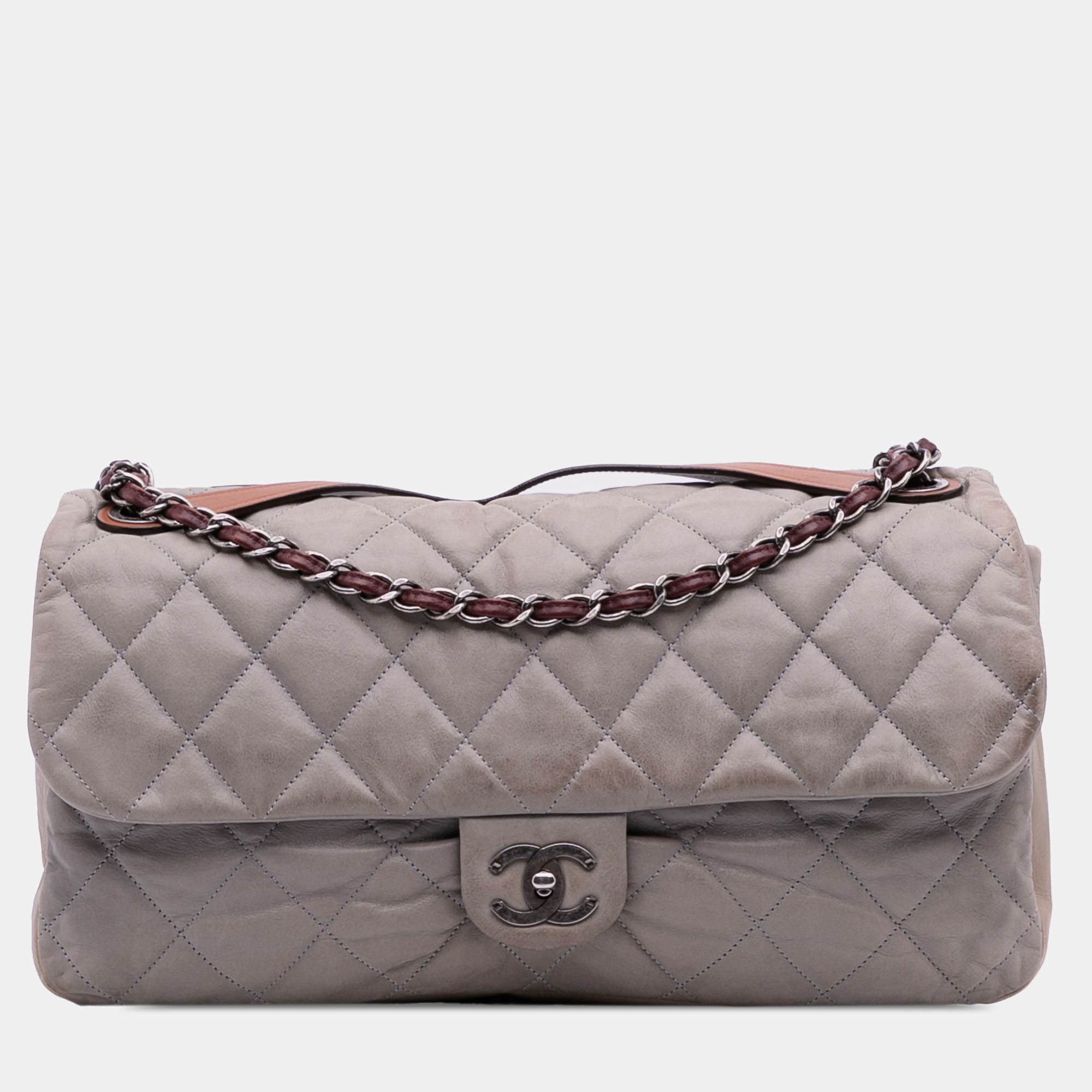 

Chanel Grey Jumbo Iridescent Calfskin In The Mix Flap