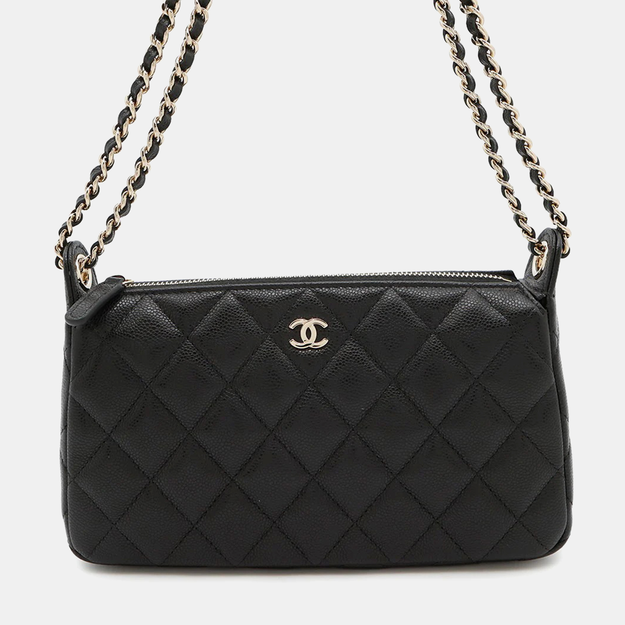

Chanel Timeless Classics Matelasse Chainclutch Black Caviar Leather