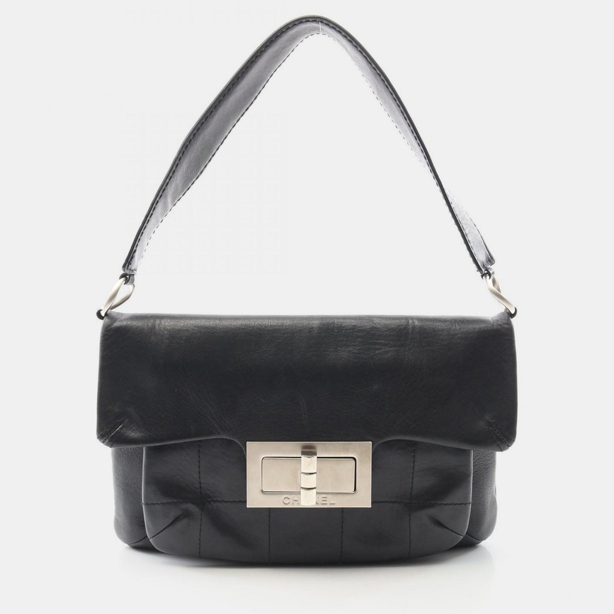 

Chanel 2.55 Chocolate Bar Shoulder Handbag Leather Black Shw
