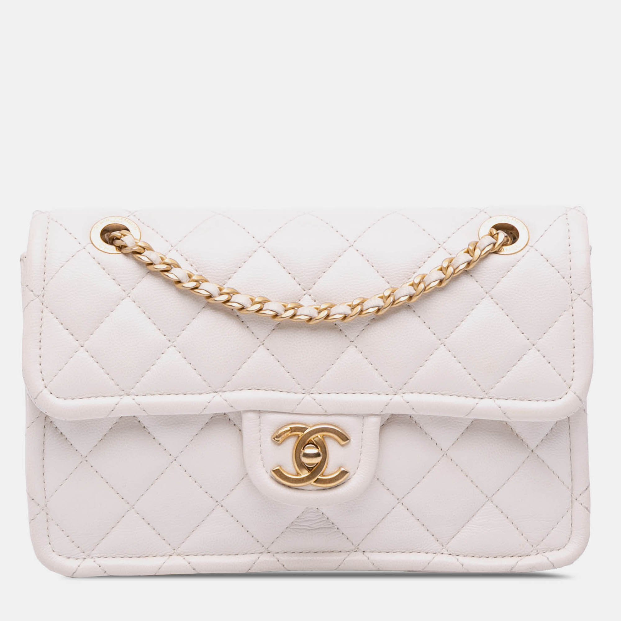 

Chanel White Medium Quilted Caviar Sweet Classic Flap Bsg