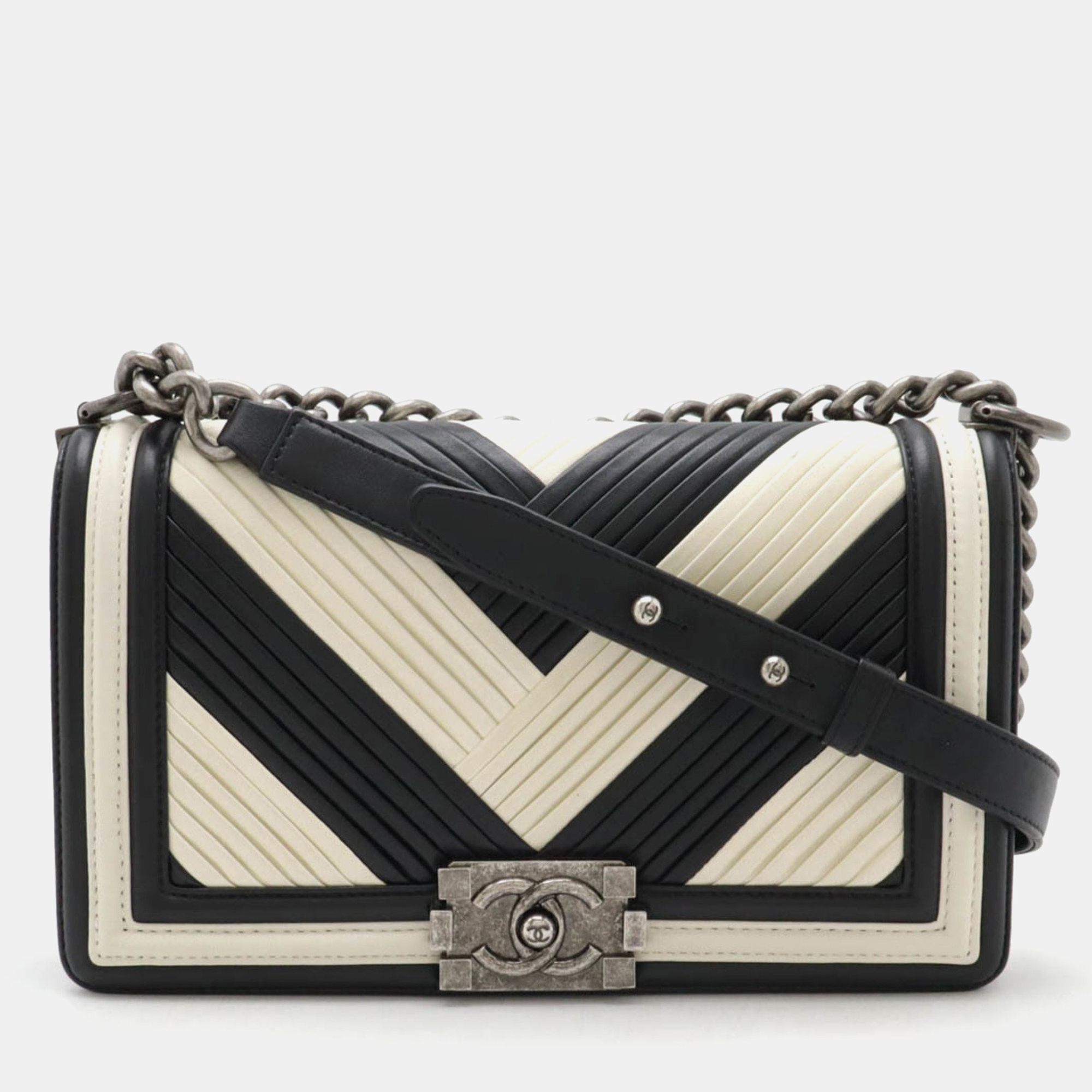

Chanel Boy Chanel Matelasse Coco Mark Chain Bag Shoulder Leather Black White