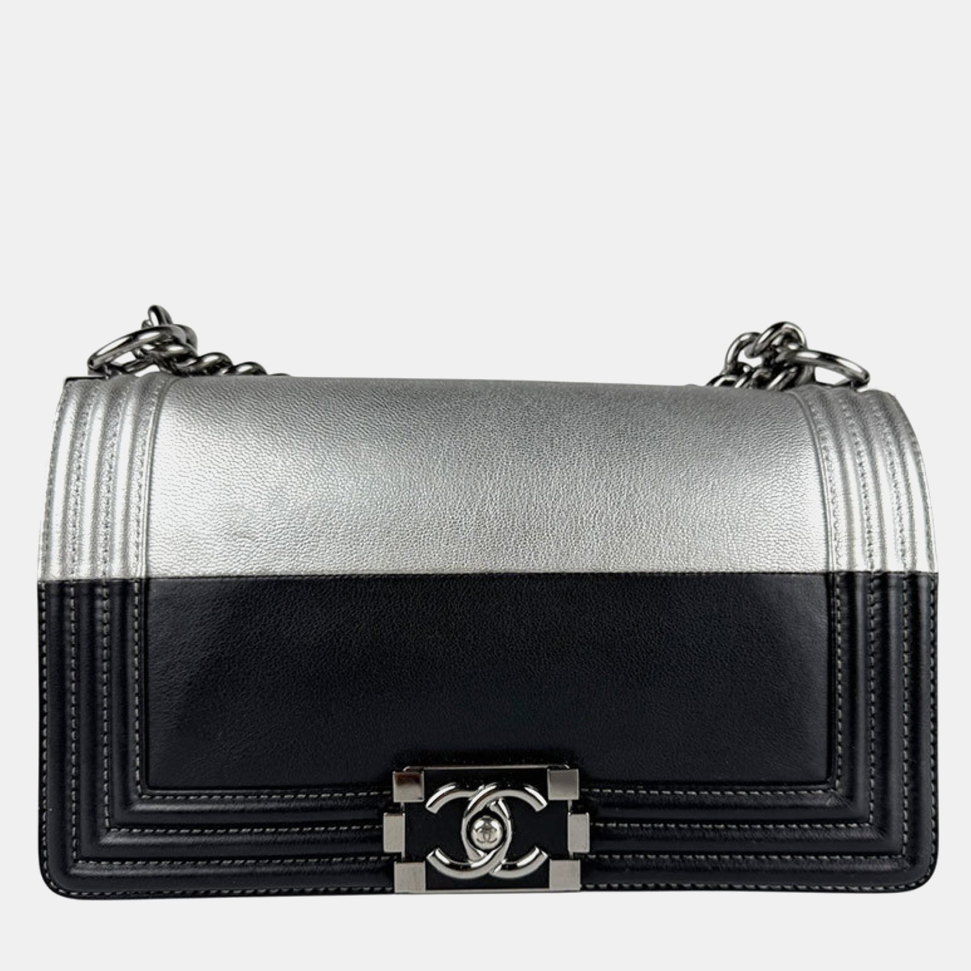 

Chanel Boy Black Silver Leather Shoulder Bag