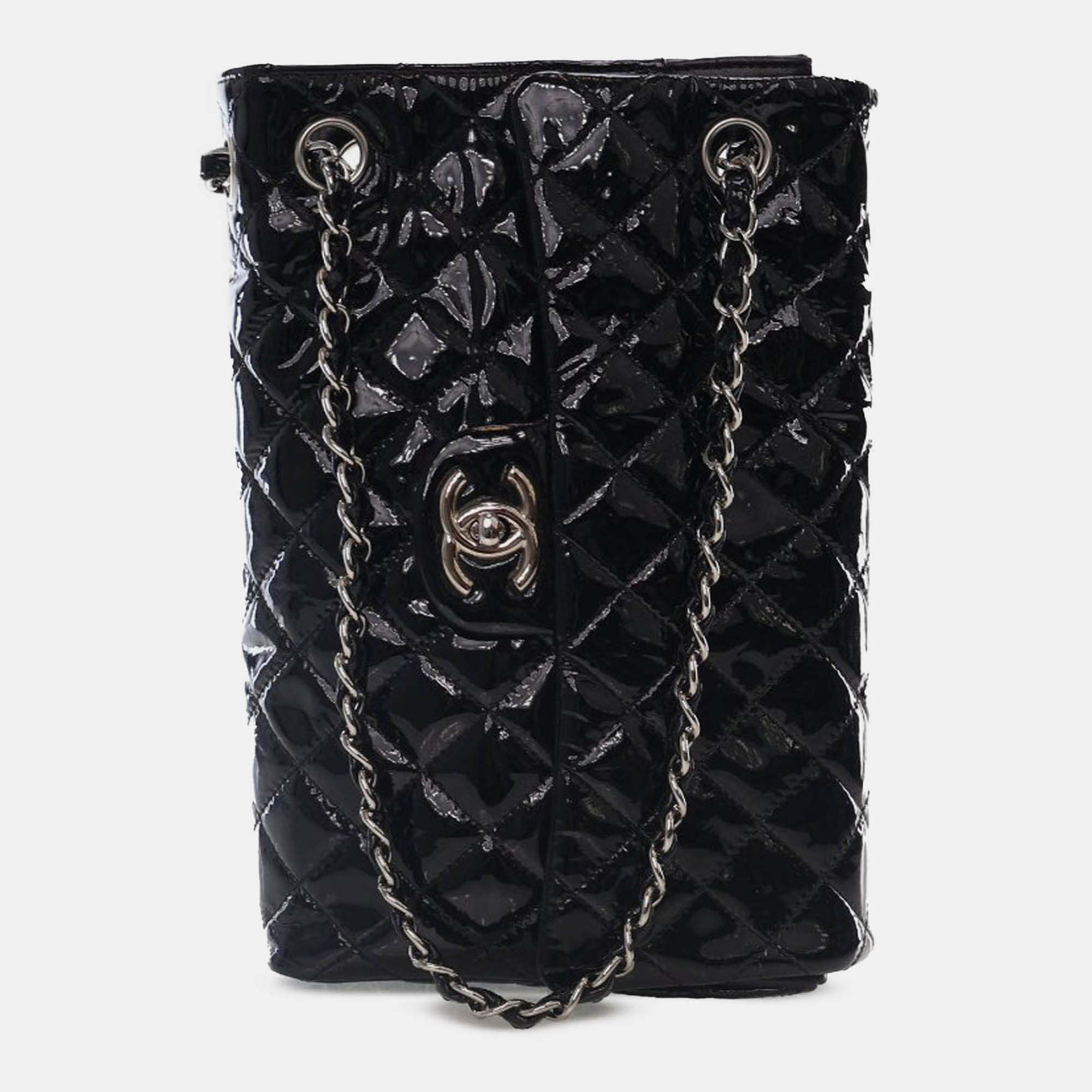 

Chanel Medium Quilted Patent Upside Down Flap, Black