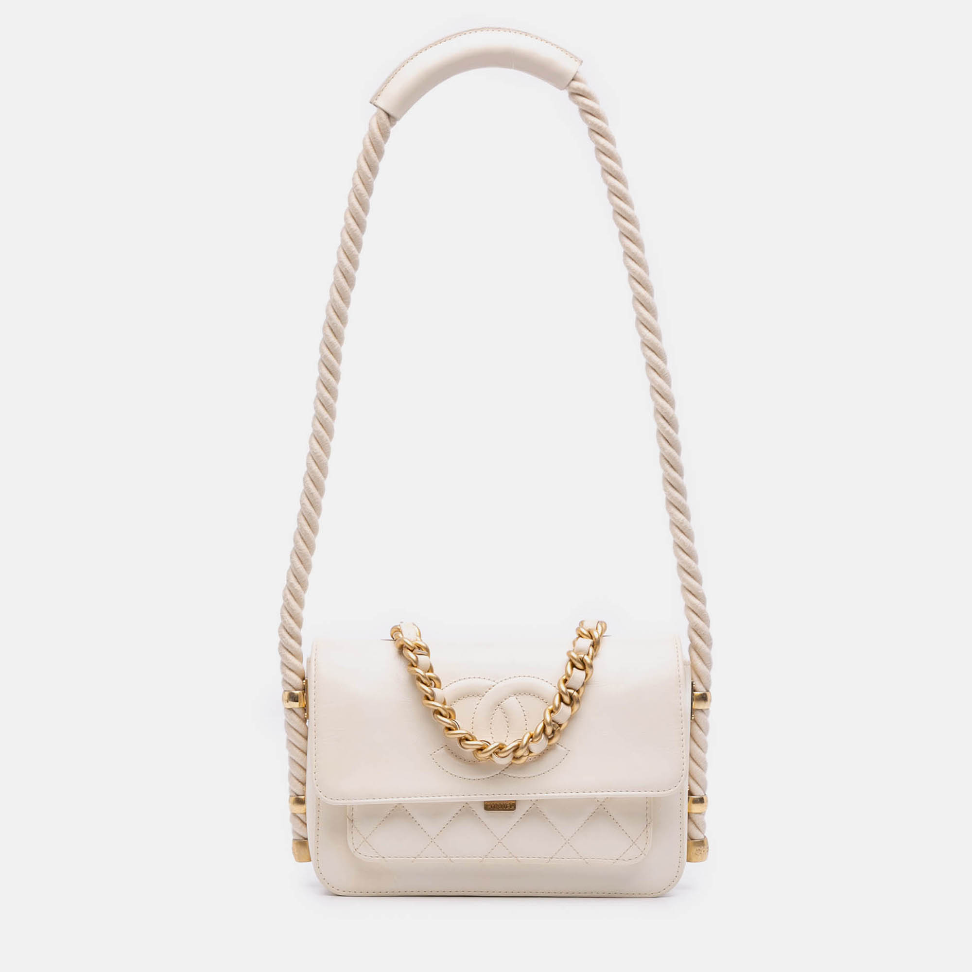 

Chanel White Crumpled Calfskin En Vogue Rope Flap