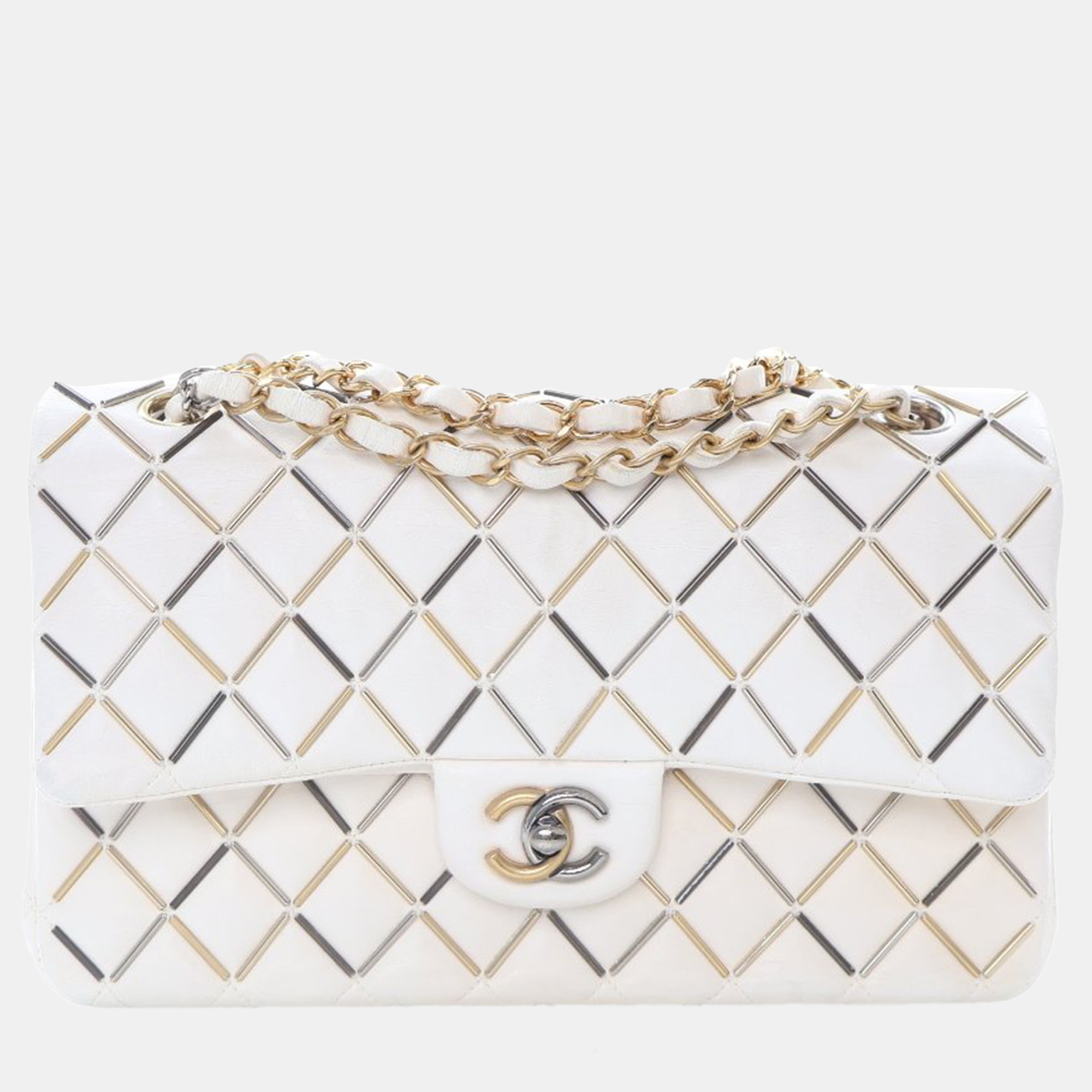 

Chanel Embellished Double Flap Medium White Lambskin Shoulder Bag