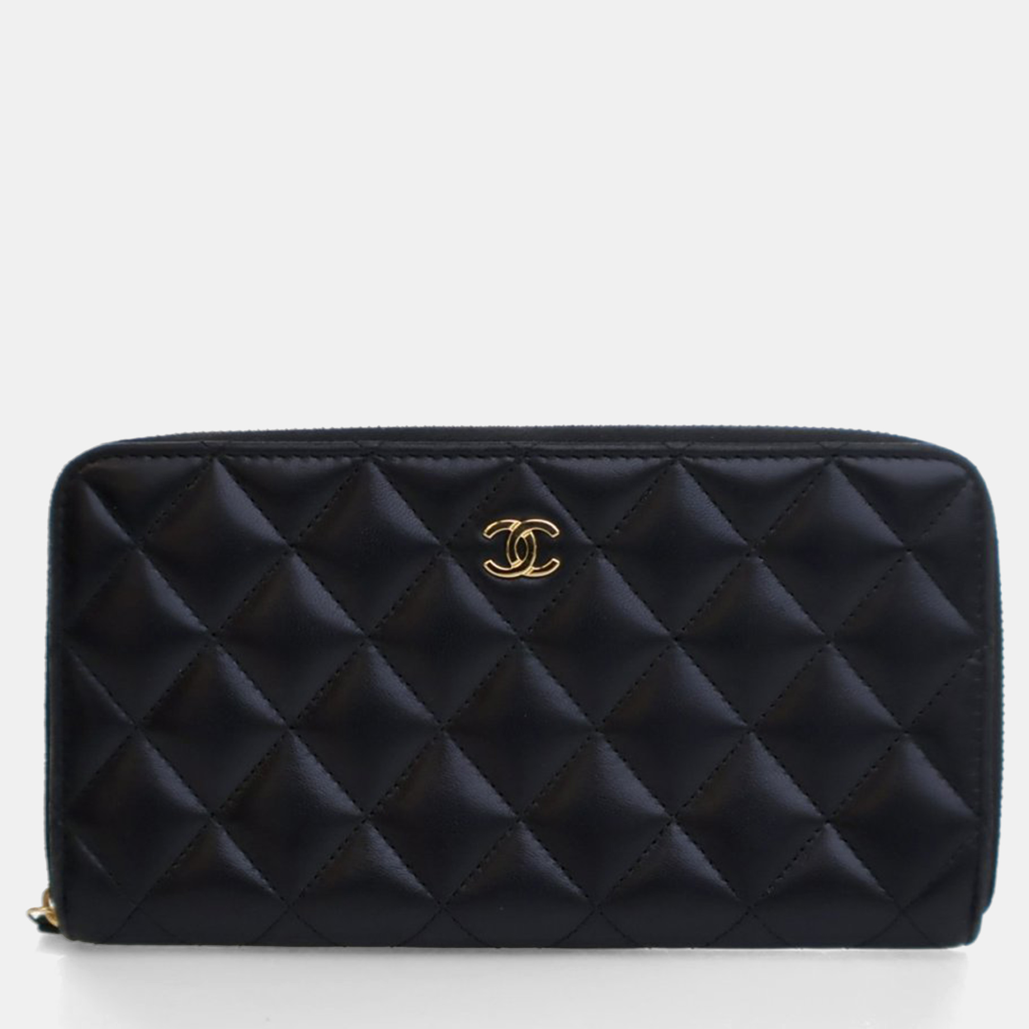 

Chanel Black Lambskin CC Zip Wallet