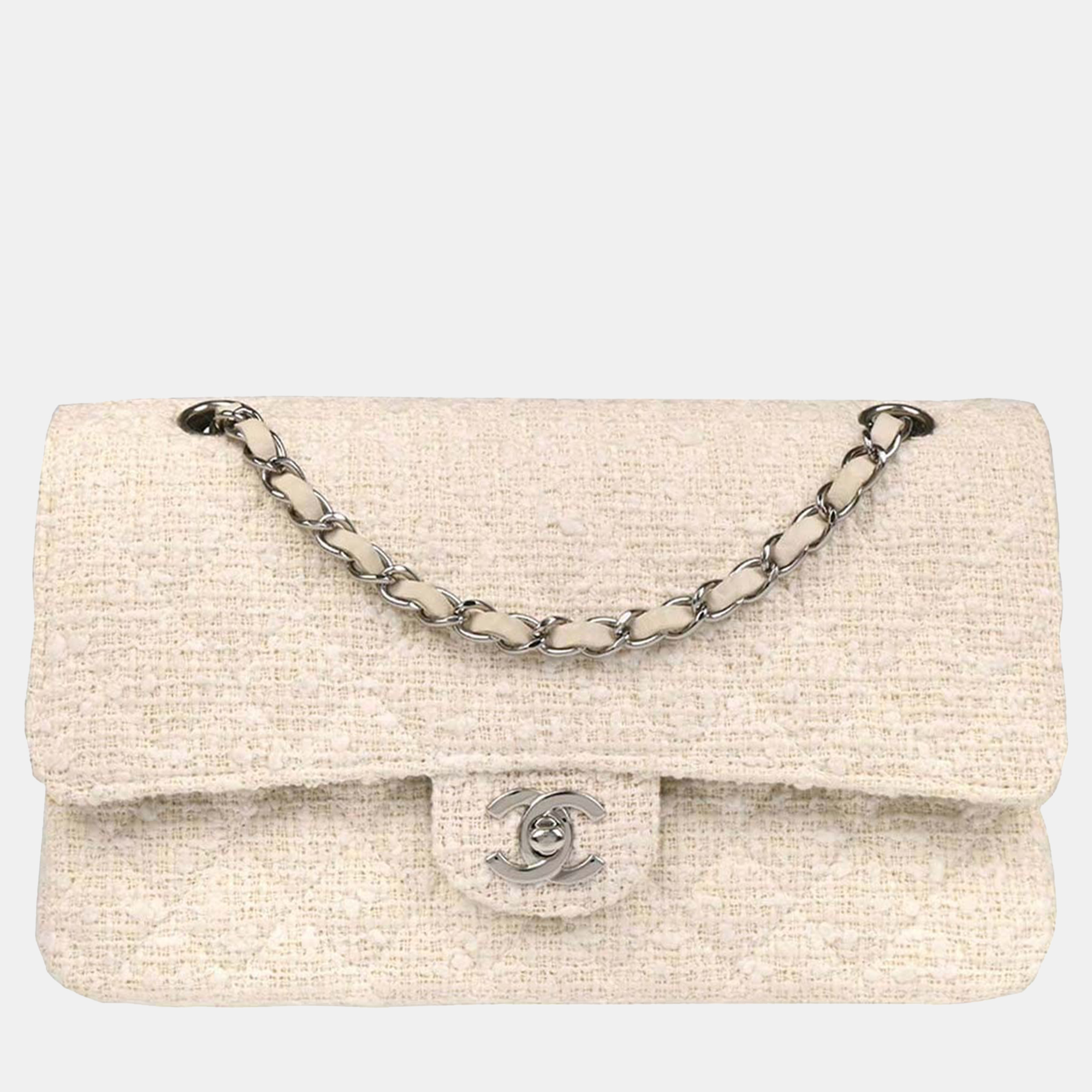 

Chanel Classic Double Flap Medium White Tweed Shoulder Bag