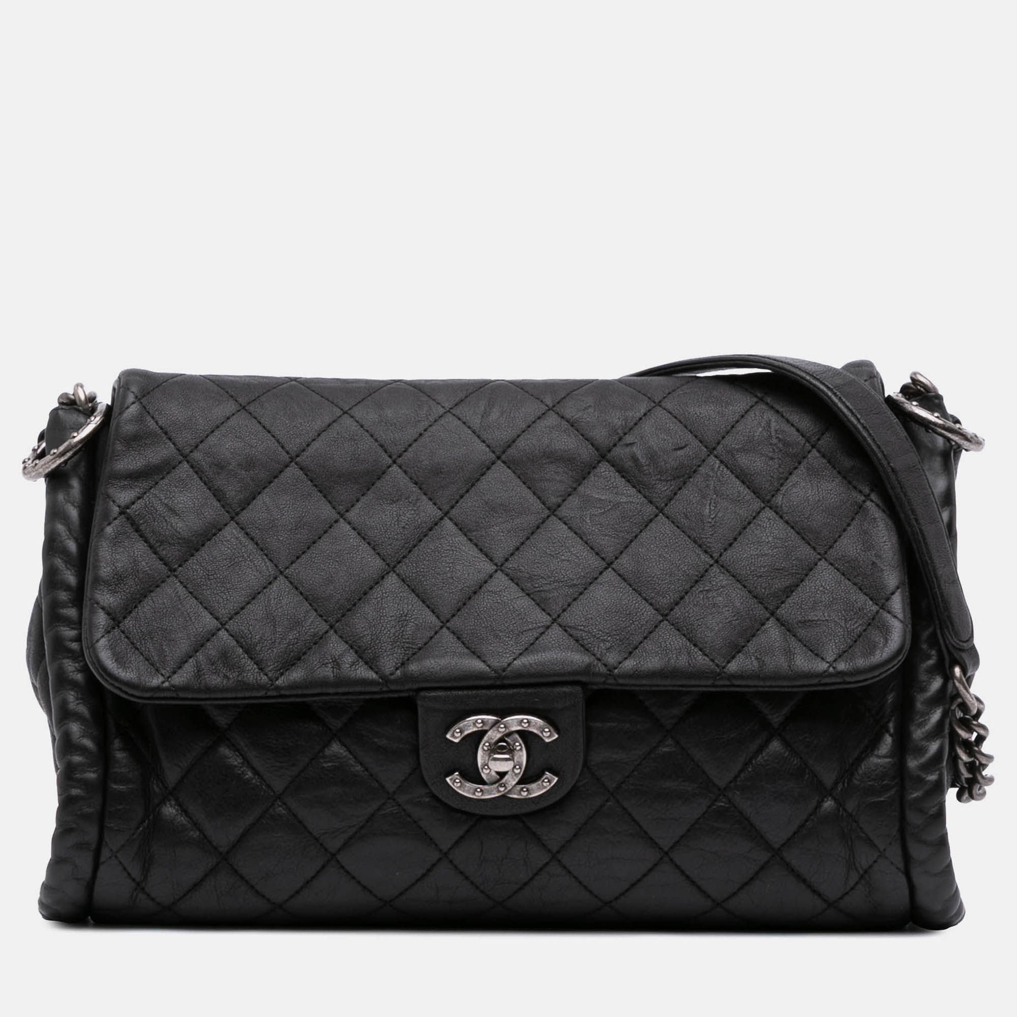 

Chanel Black CC Quilted Washed Lambskin Studded Flap