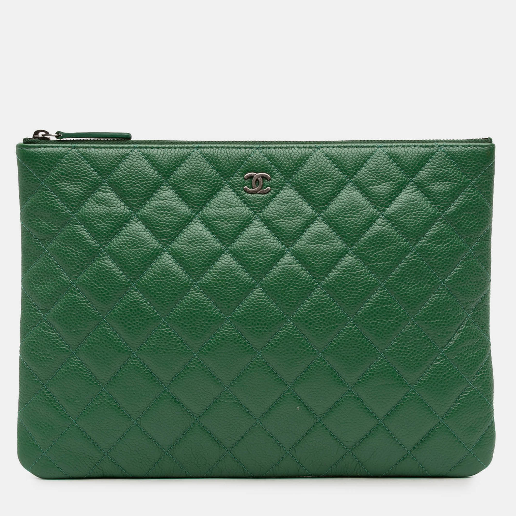 

Chanel Green Medium Quilted Caviar O Case Clutch