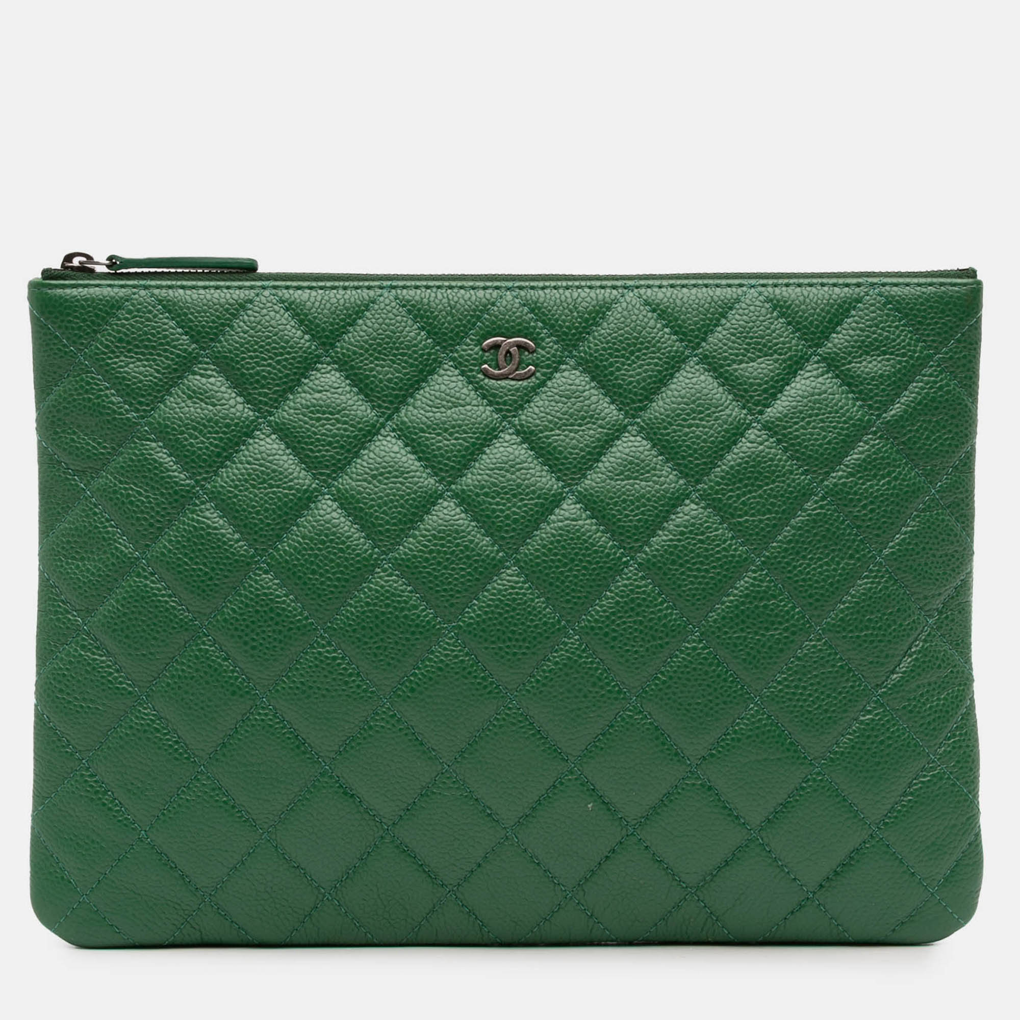 

Chanel Green Medium Quilted Caviar O Case Clutch