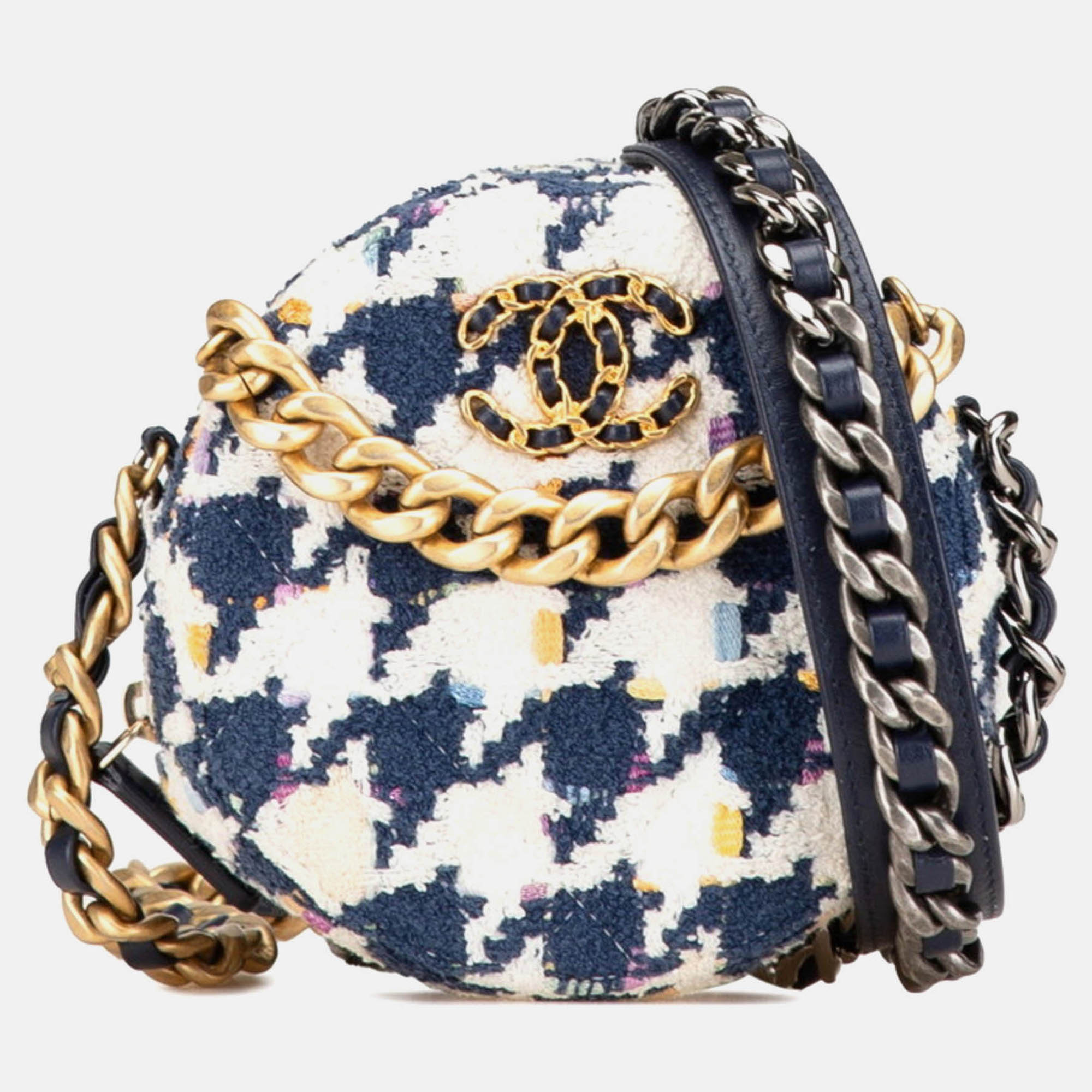

Chanel 19 Coco Mark Chain Shoulder Bag Handbag Ap0945 White Navy Multicolor Tweed Leather, Navy blue