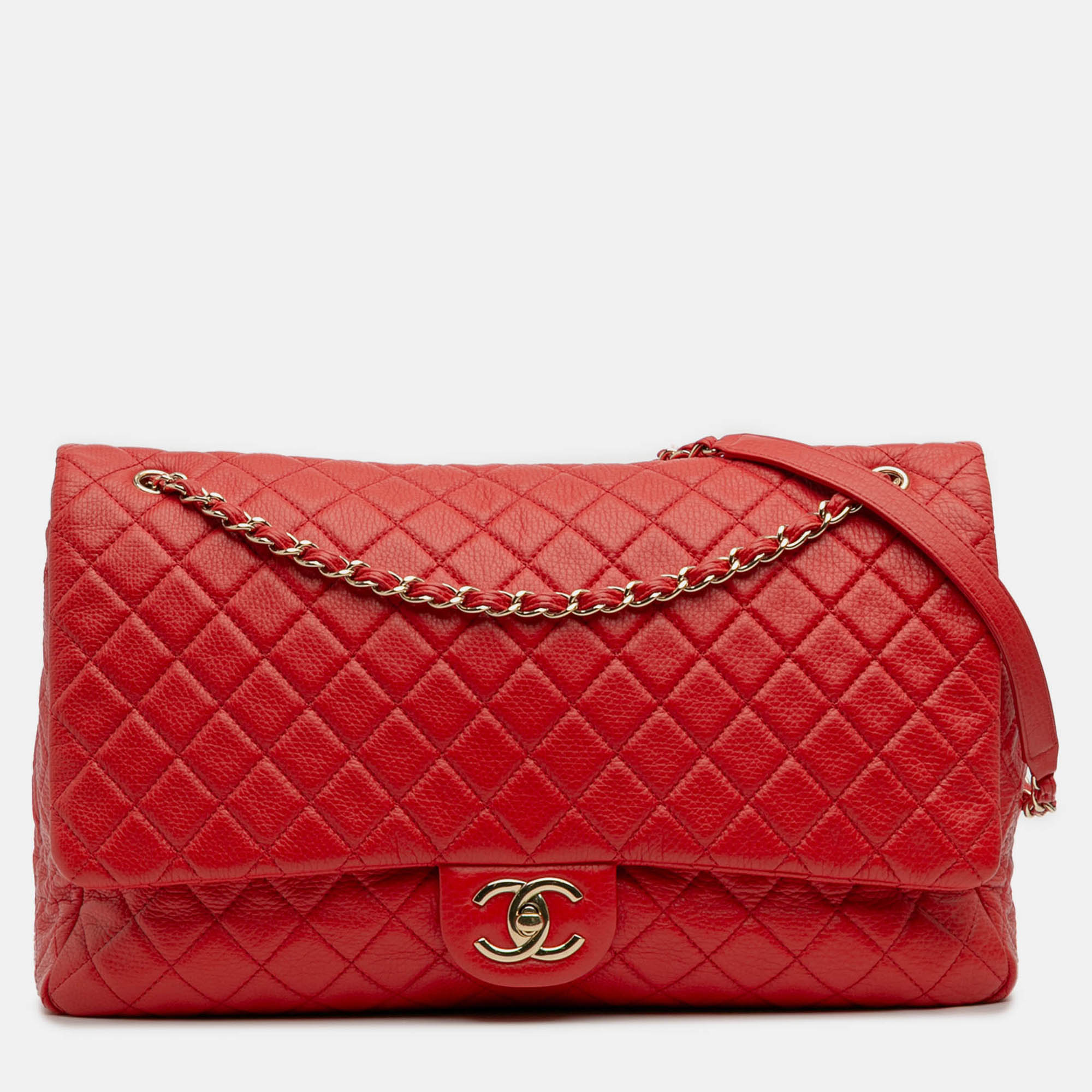

Chanel Red  Quilted Calfskin Travel Flap