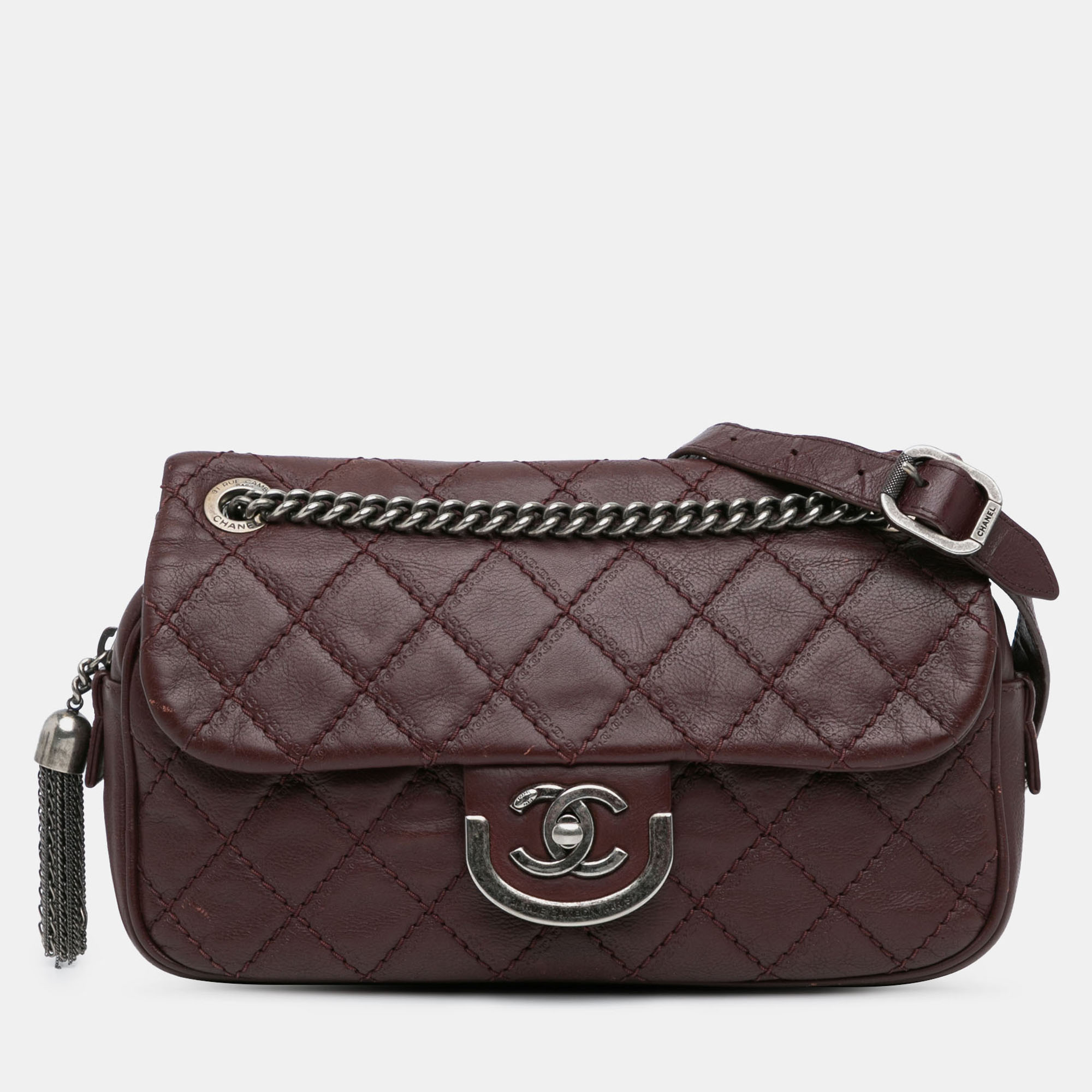 

Chanel Red Paris Edinburgh Medium Calfskin Coco Sporran Flap