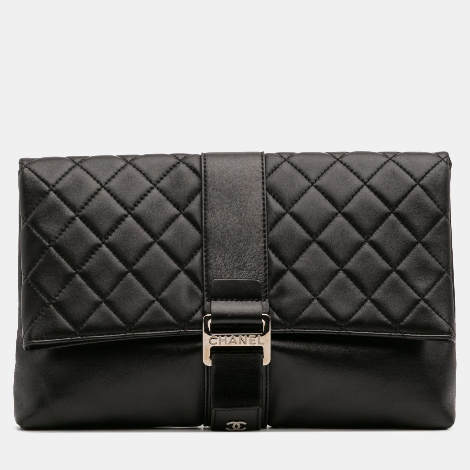 

Chanel Black CC Quilted Lambskin Grip Clutch