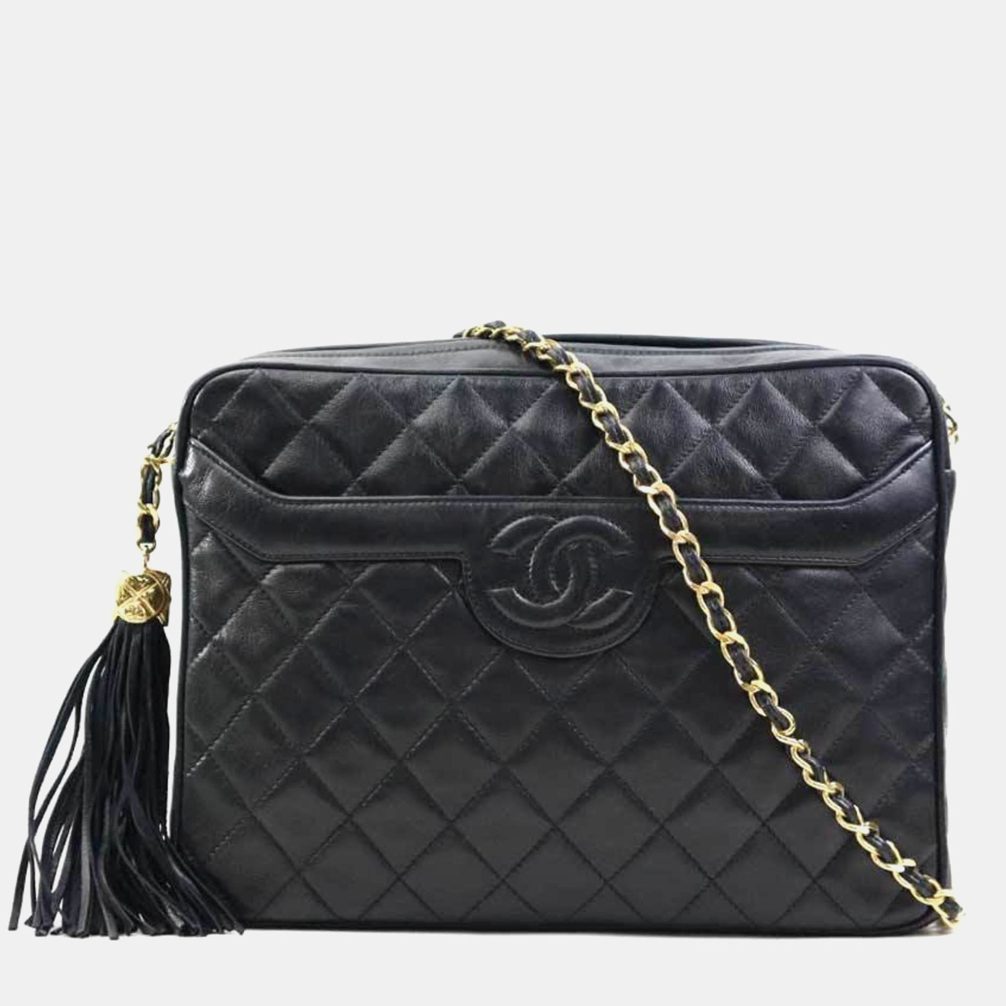 

Chanel Matelasse Shoulder Bag In Black And Gold