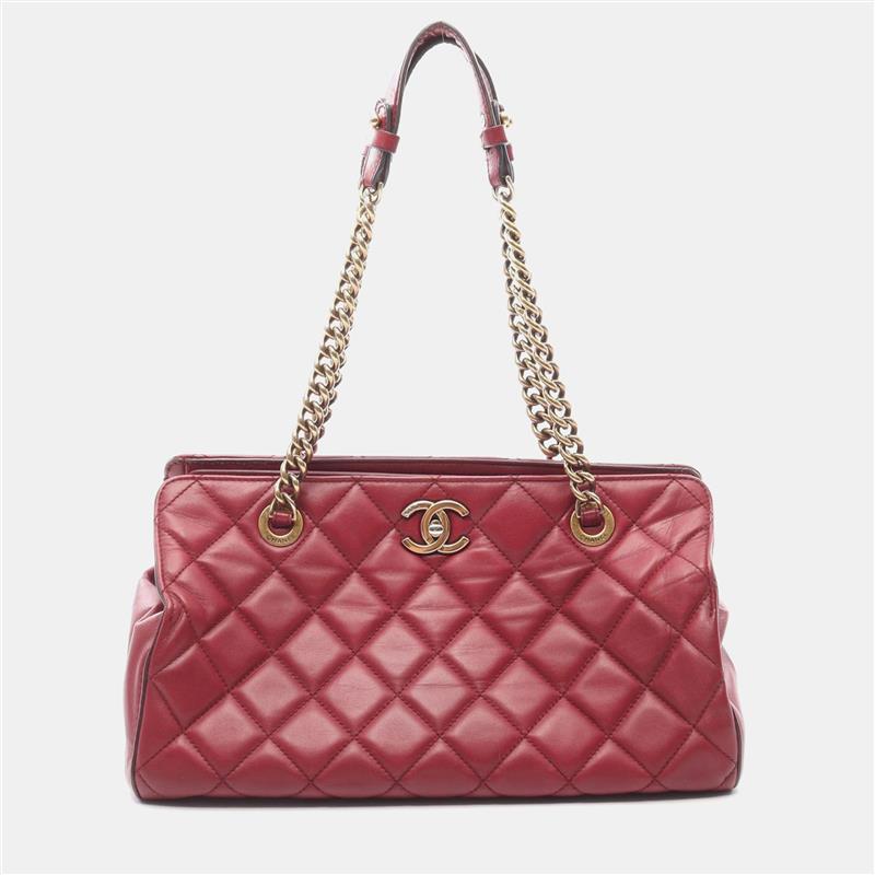 

Chanel Perfect Edge Bordeaux Leather Shoulder Bags, Red