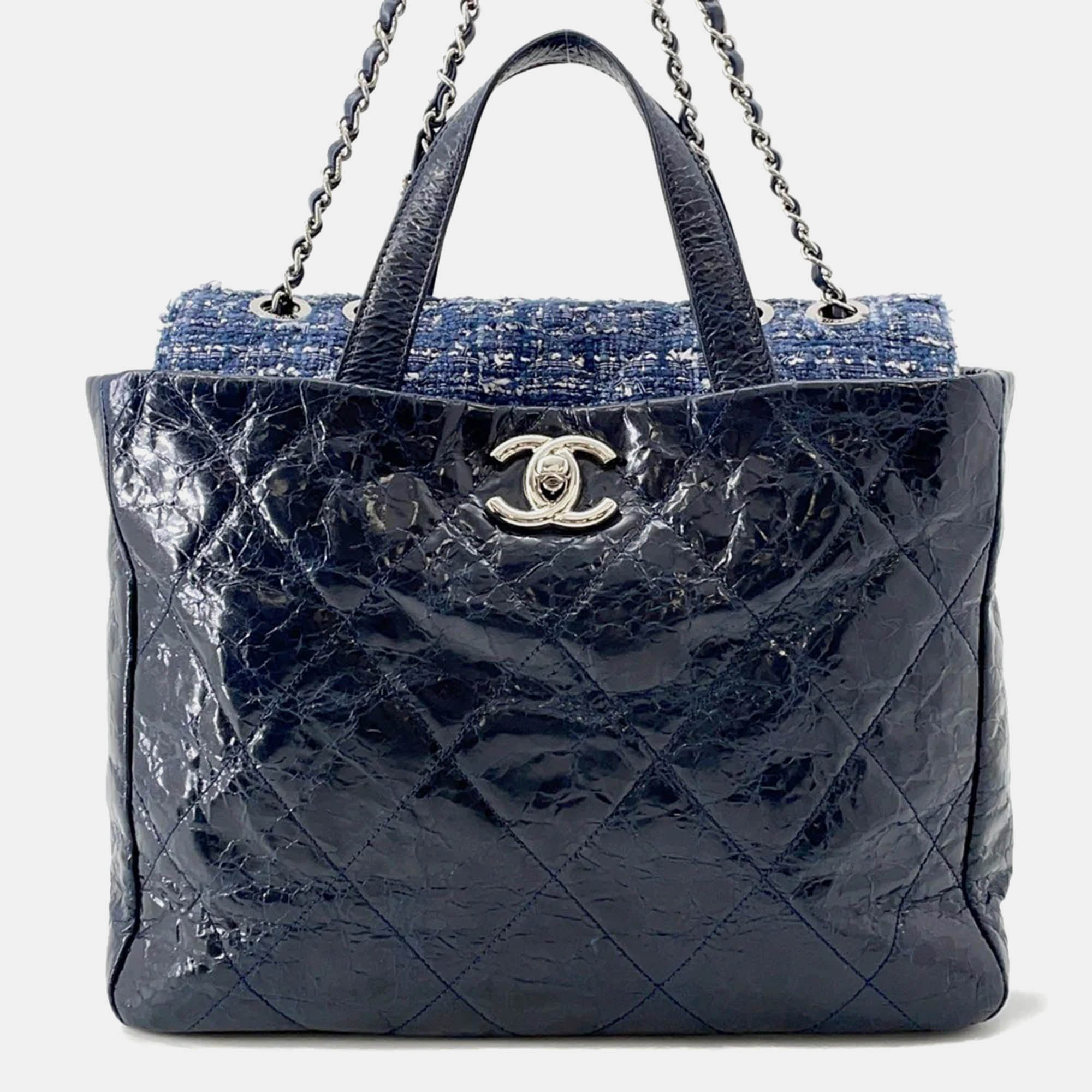 

Chanel Portobello Matelasse Chaintote Bag Navy Vintage Leather Tweed, Navy blue