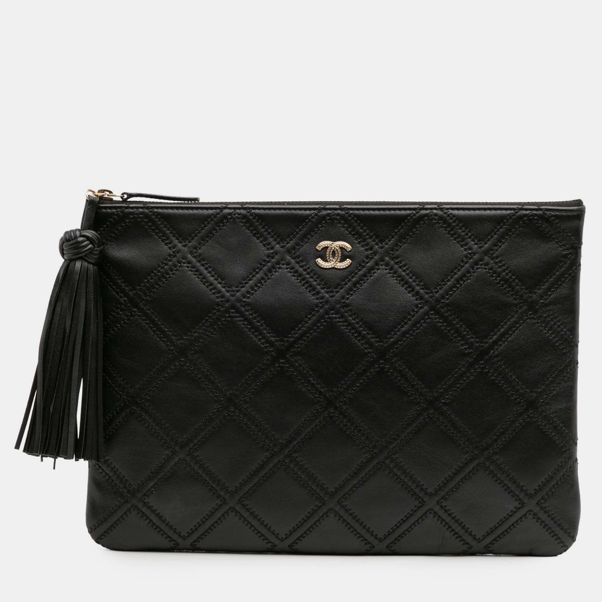 

Chanel Black Medium Quilted Lambskin Double Stitch Tassel O Case Clutch