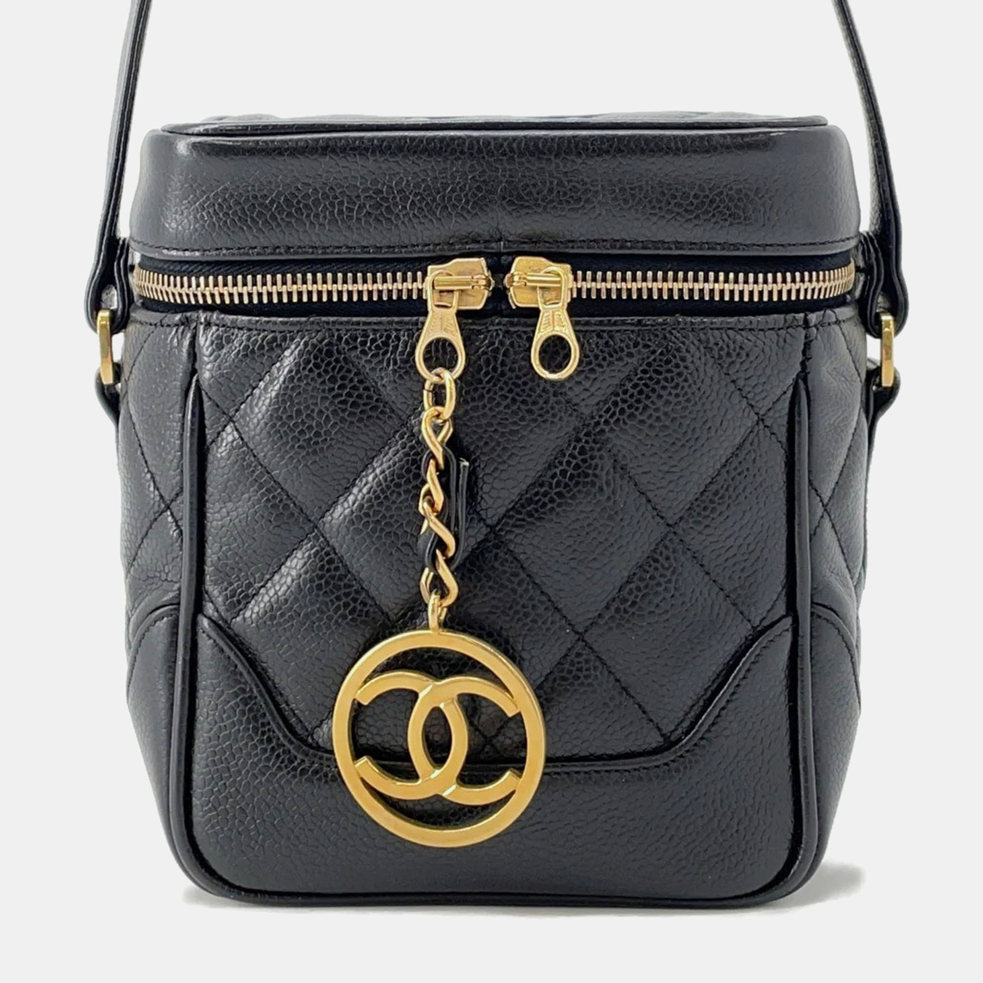 

Chanel Matelasse Black Caviar Leather Chain Vanity Bag