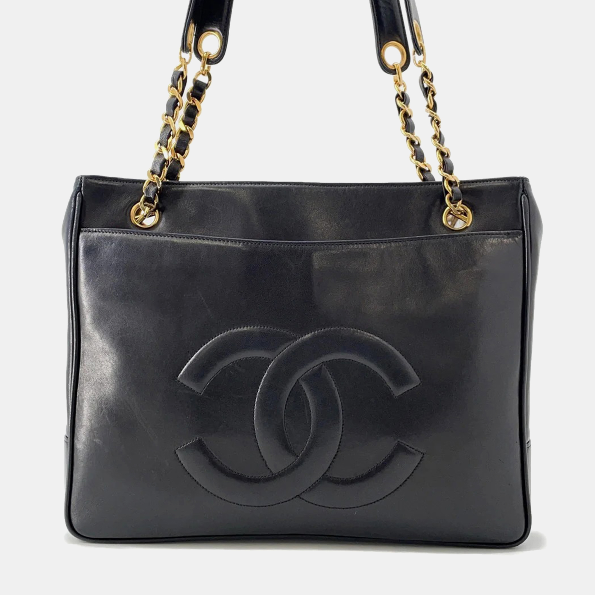 

Chanel Cc Logo Chaintote Bag Black Lambskin