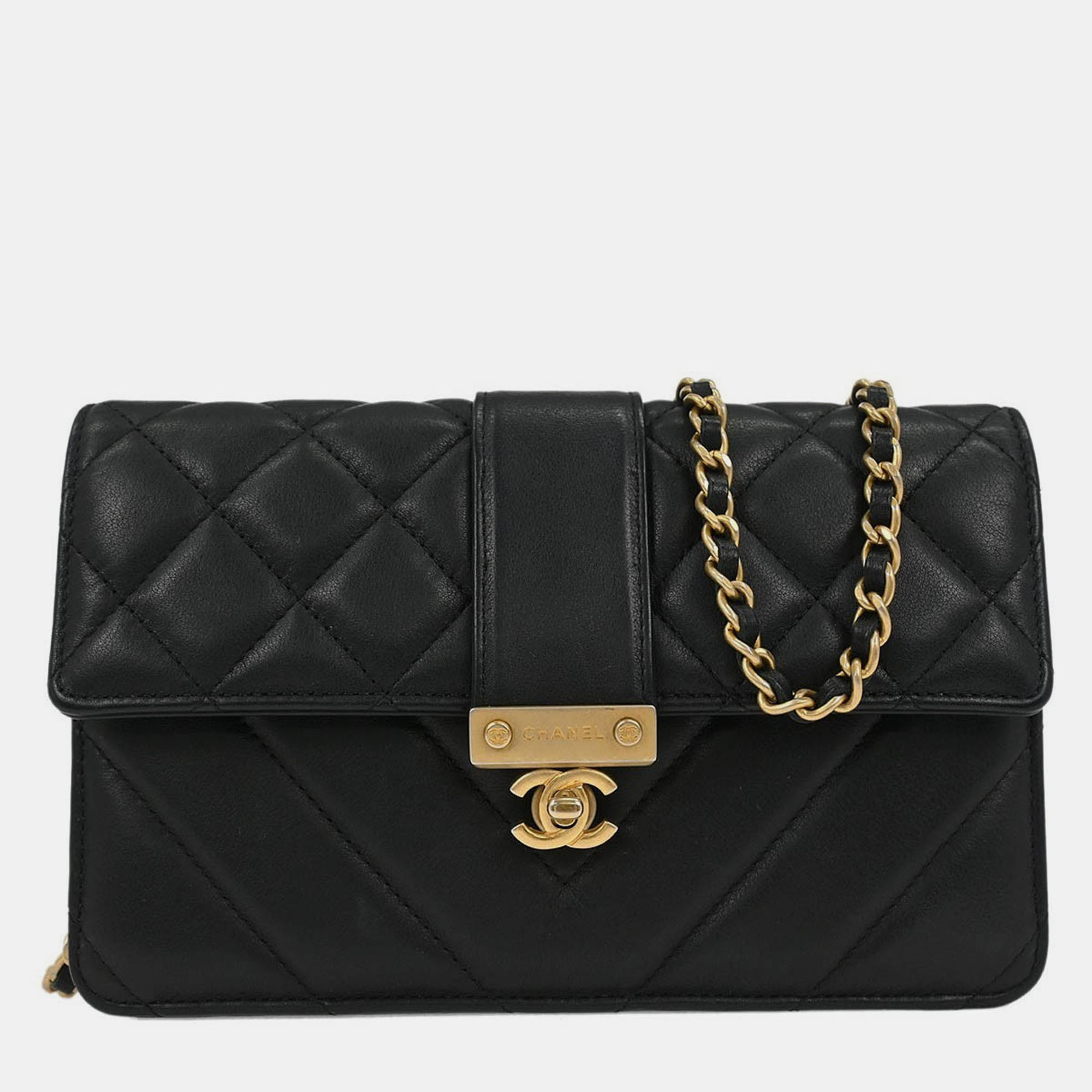 Pre-owned Chanel Black Lambskin Chevron Woc Wallet On Chain