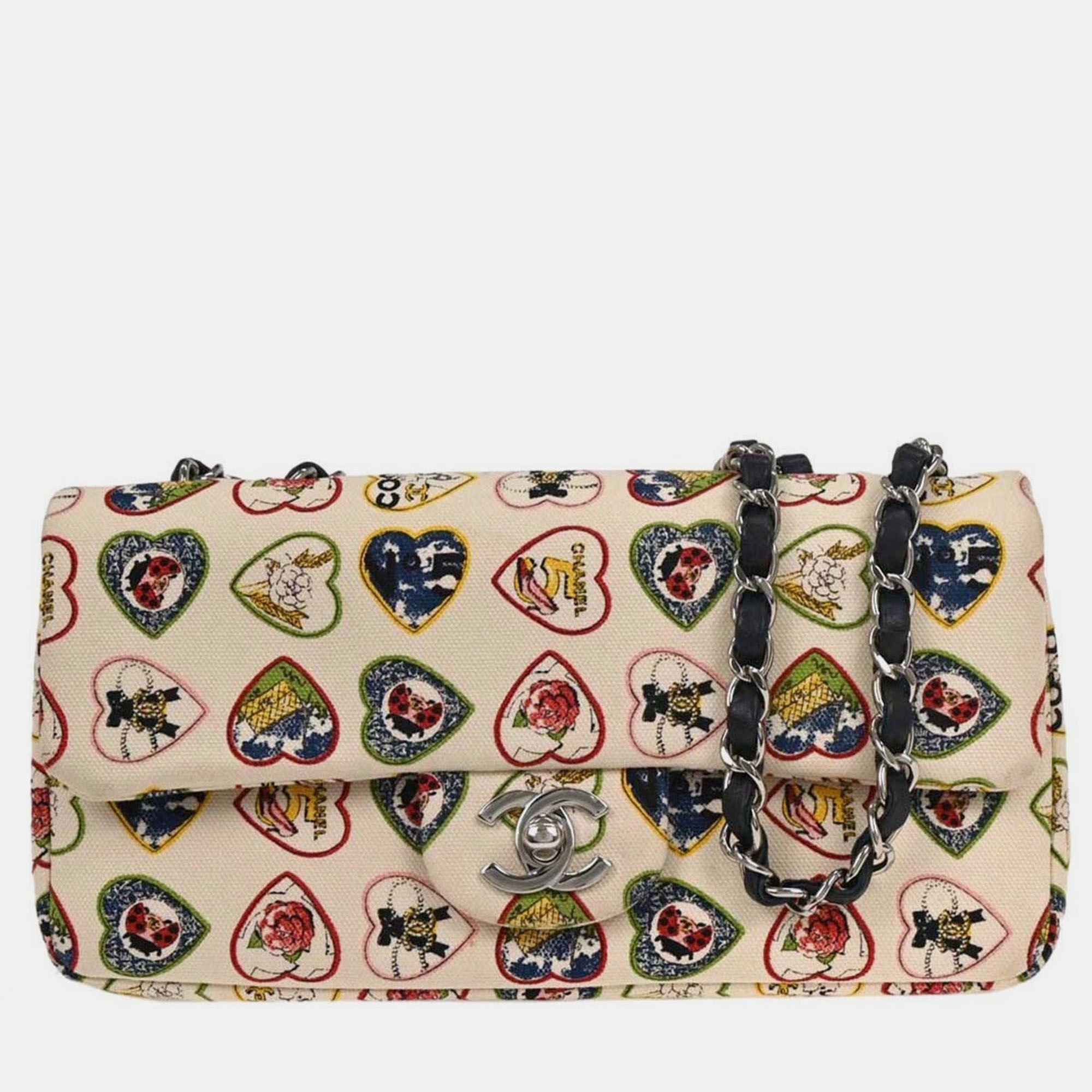

Chanel White Canvas Valentine Chain Shoulder Bag